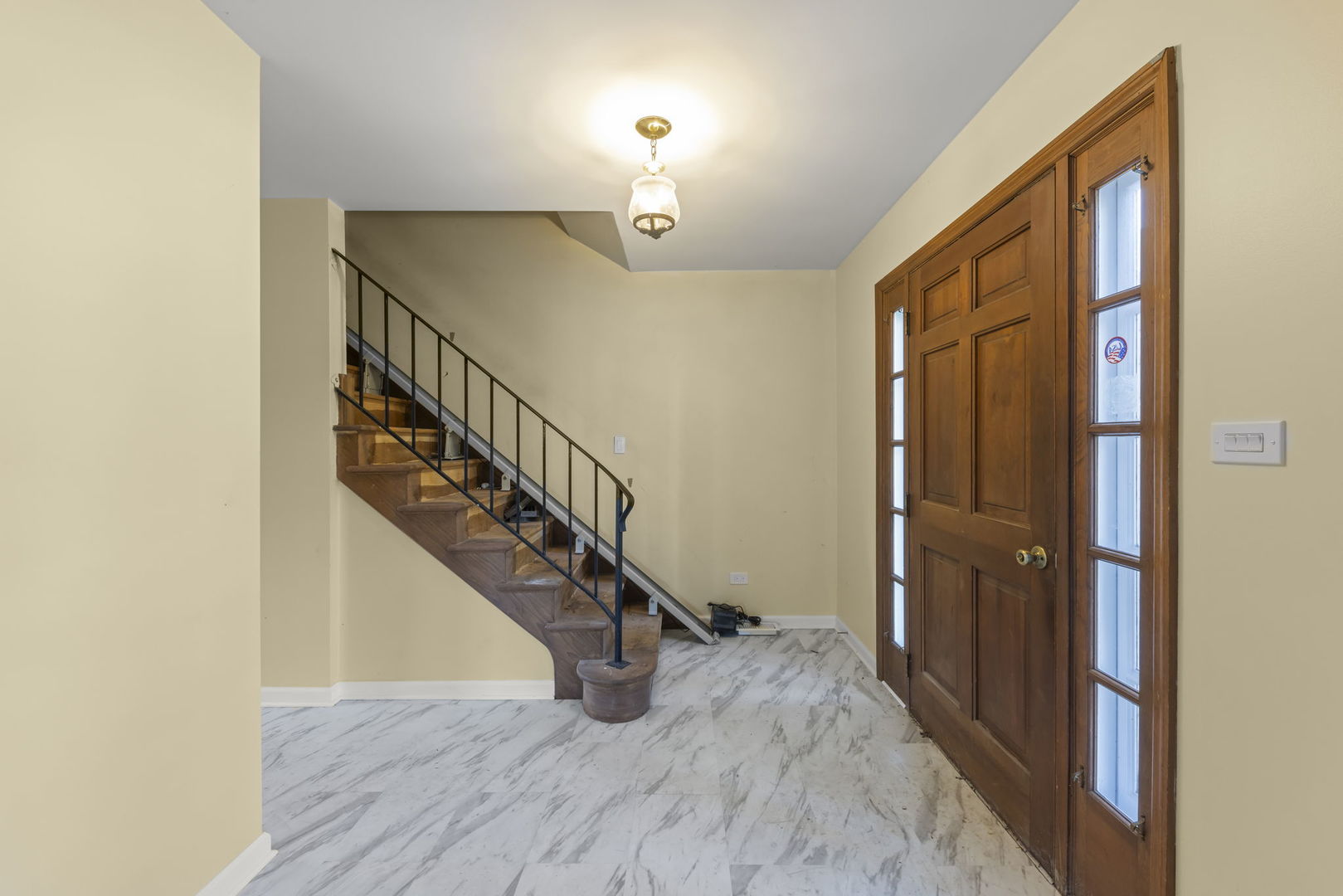 607 E Wilson Avenue, Lombard, IL 60148