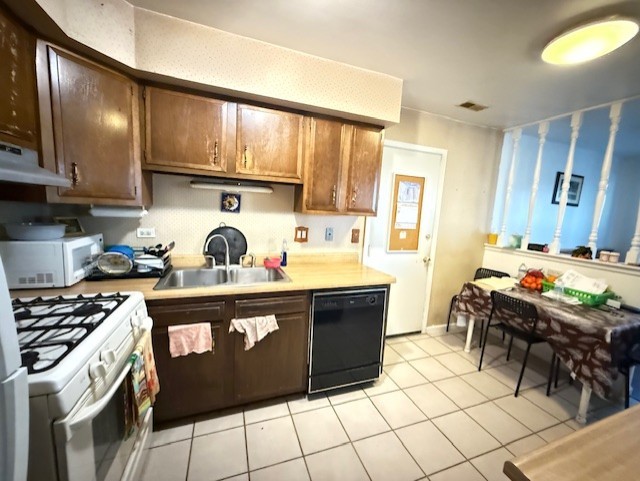 1795 MARQUETTE Lane, Hoffman Estates, IL 60169