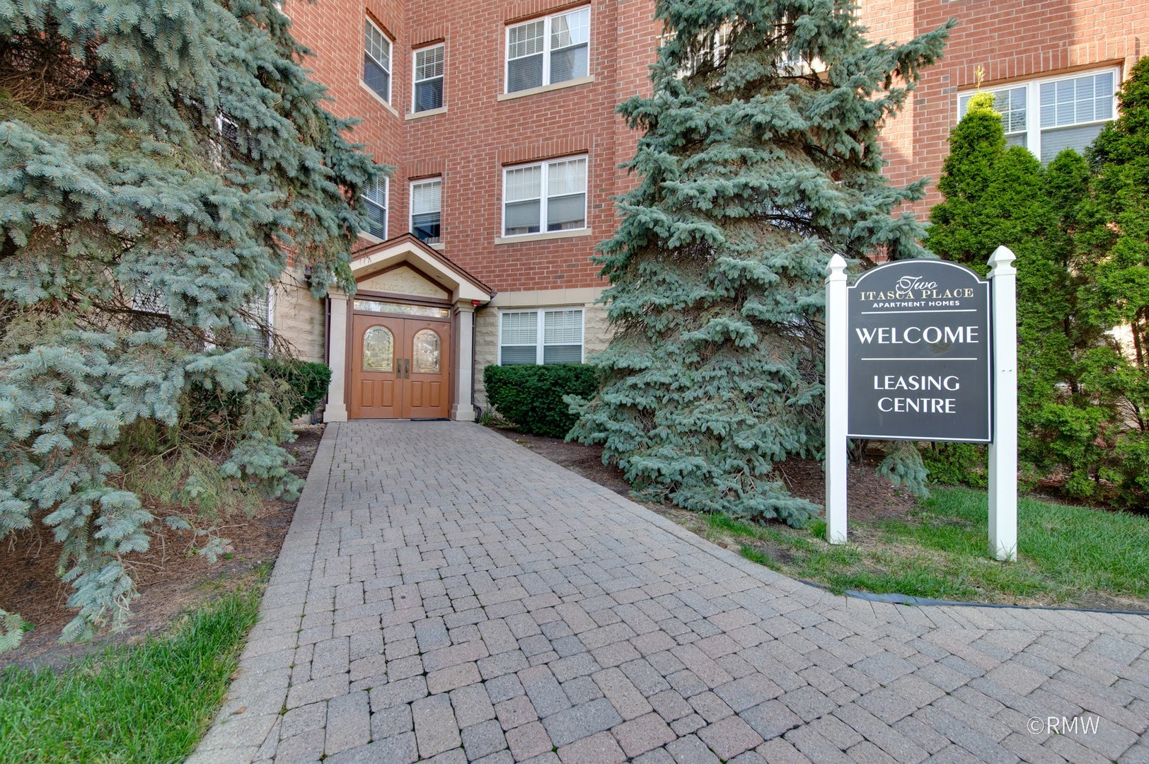 2 Itasca Place #521, Itasca, IL 60143