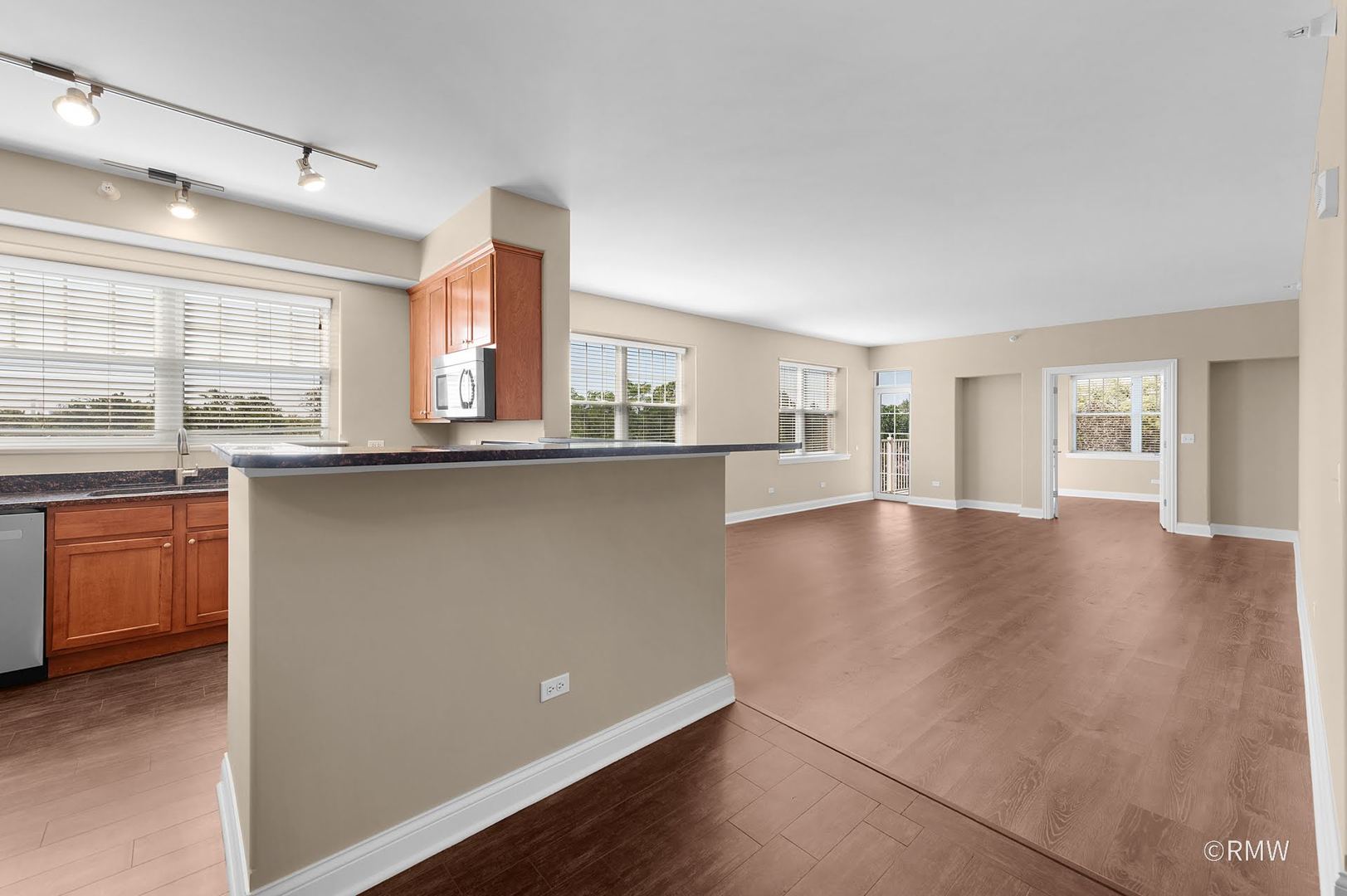 2 Itasca Place #419, Itasca, IL 60143