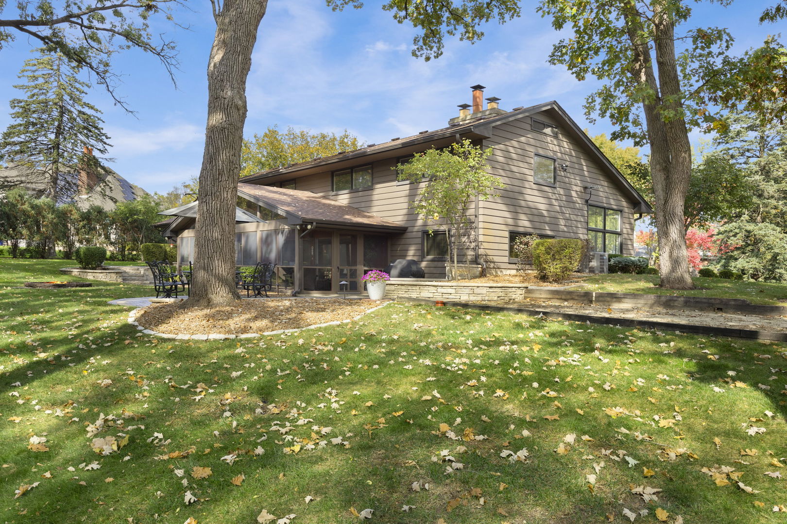 1007 BEAU BRUMMEL Drive, Sleepy Hollow, IL 60118