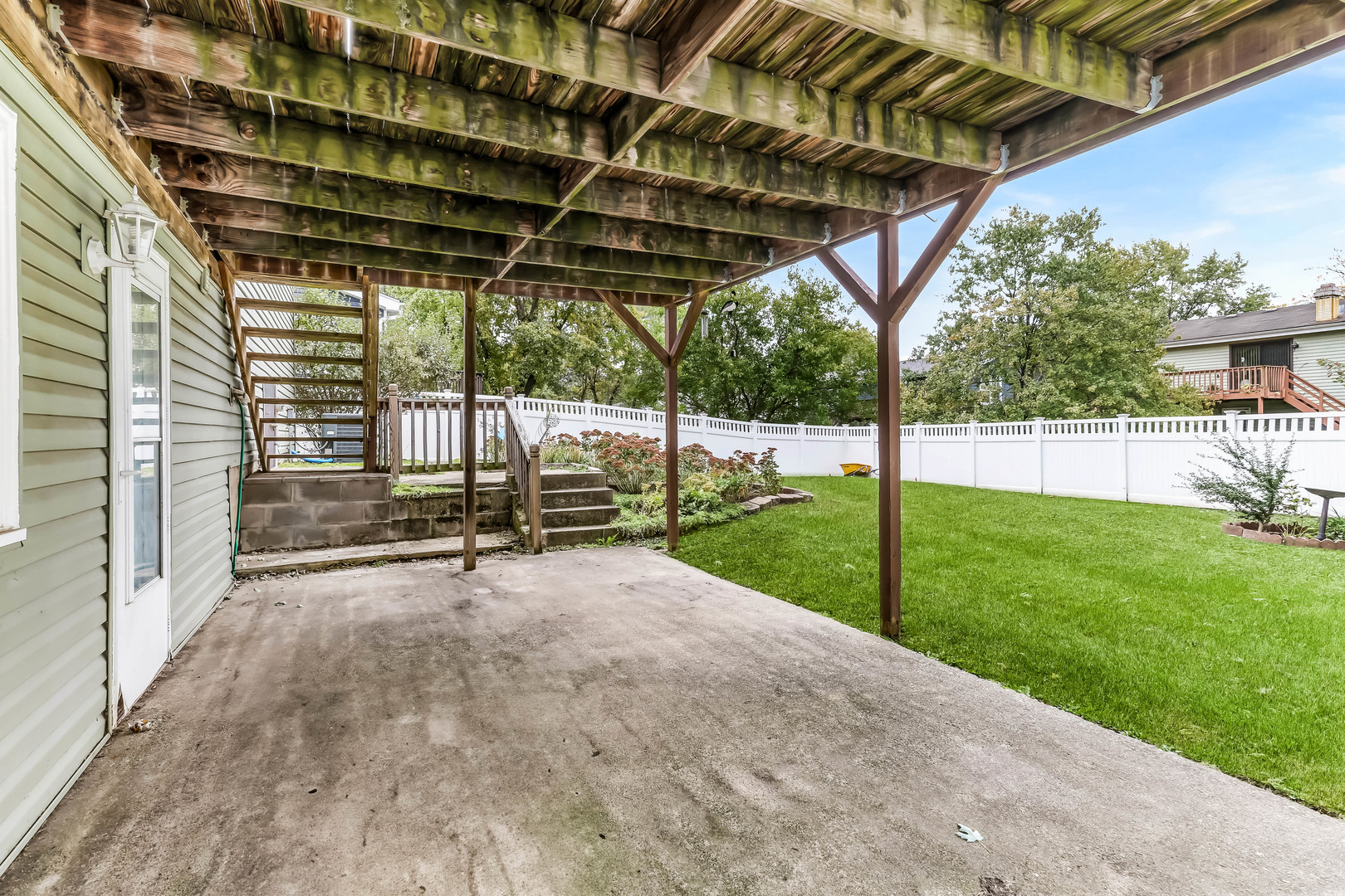 557 Cottonwood Circle, Bolingbrook, IL 60440