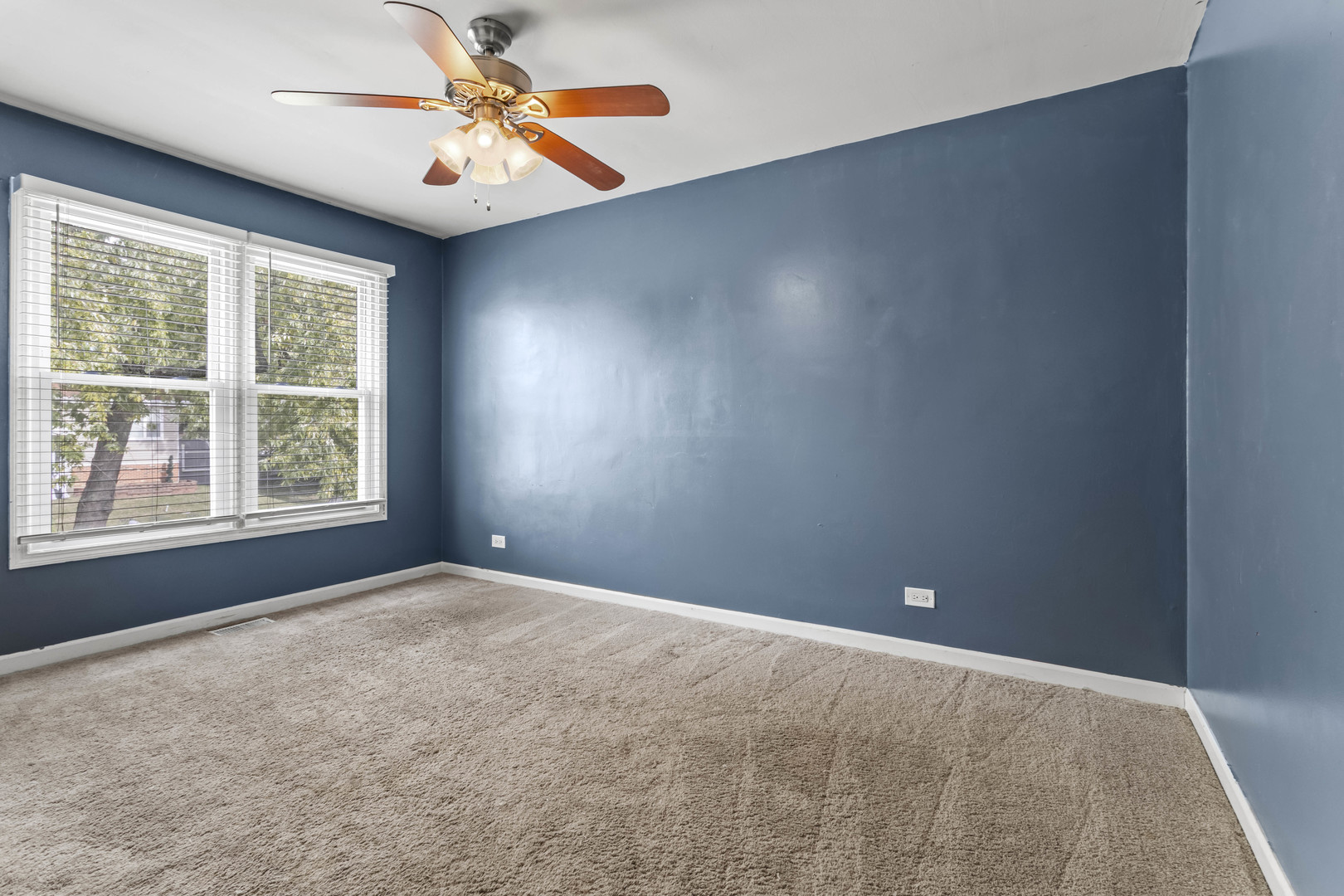 557 Cottonwood Circle, Bolingbrook, IL 60440