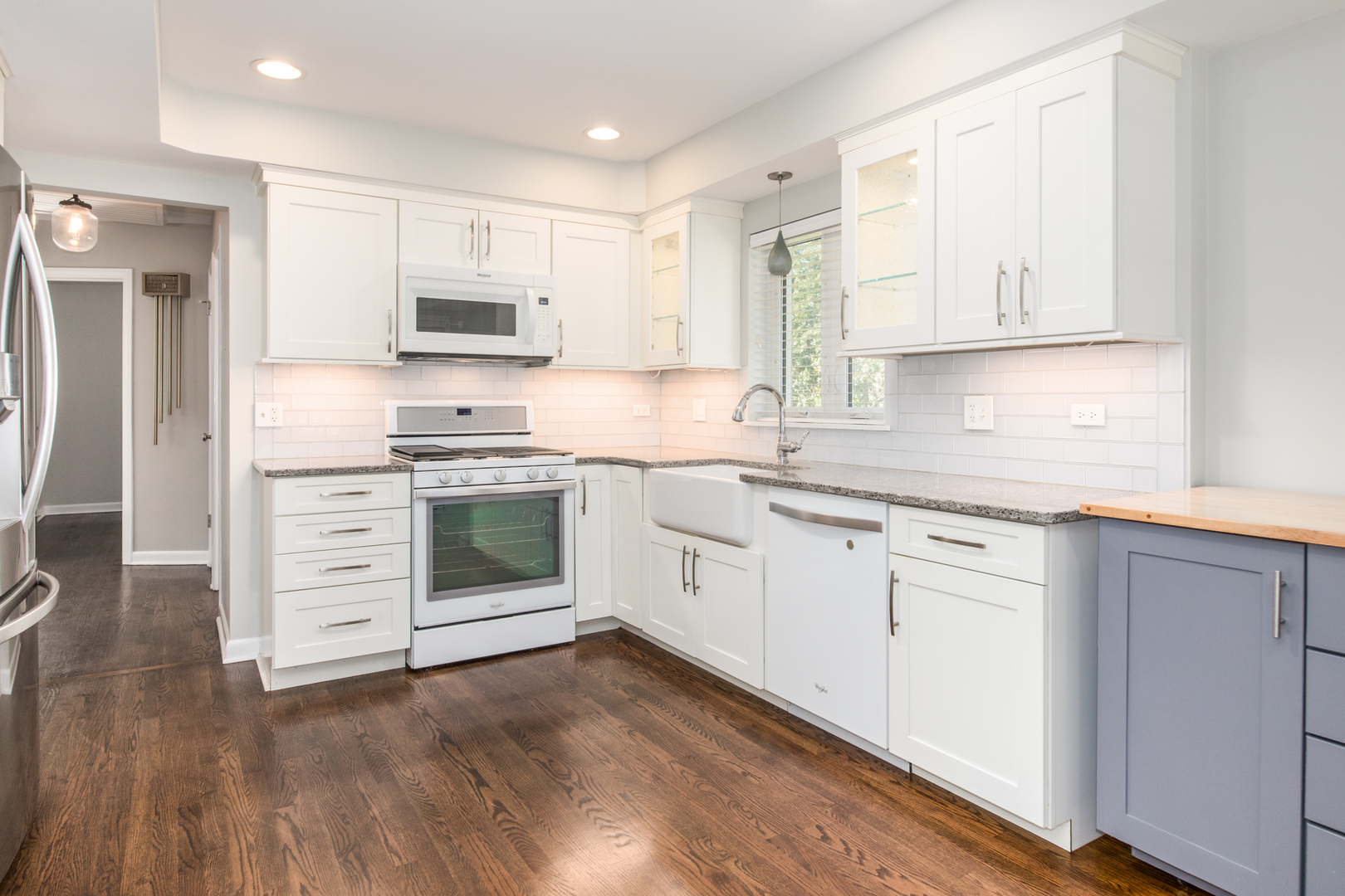 7018 W Birchwood Avenue, Niles, IL 60714