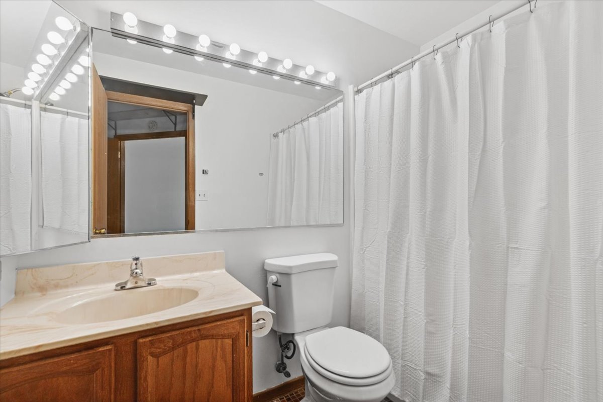 766 Brittany Lane, Island Lake, IL 60042