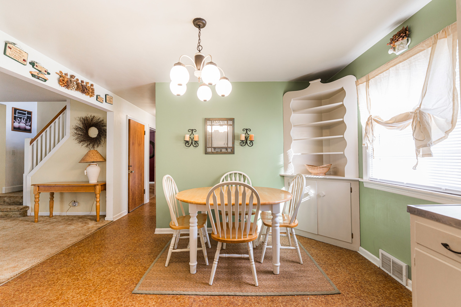 575 S Finley Road, Lombard, IL 60148