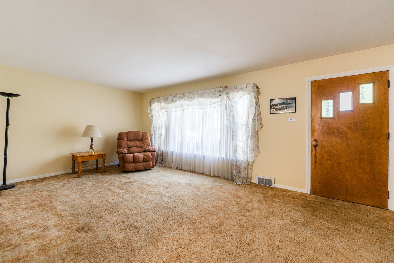 575 S Finley Road, Lombard, IL 60148