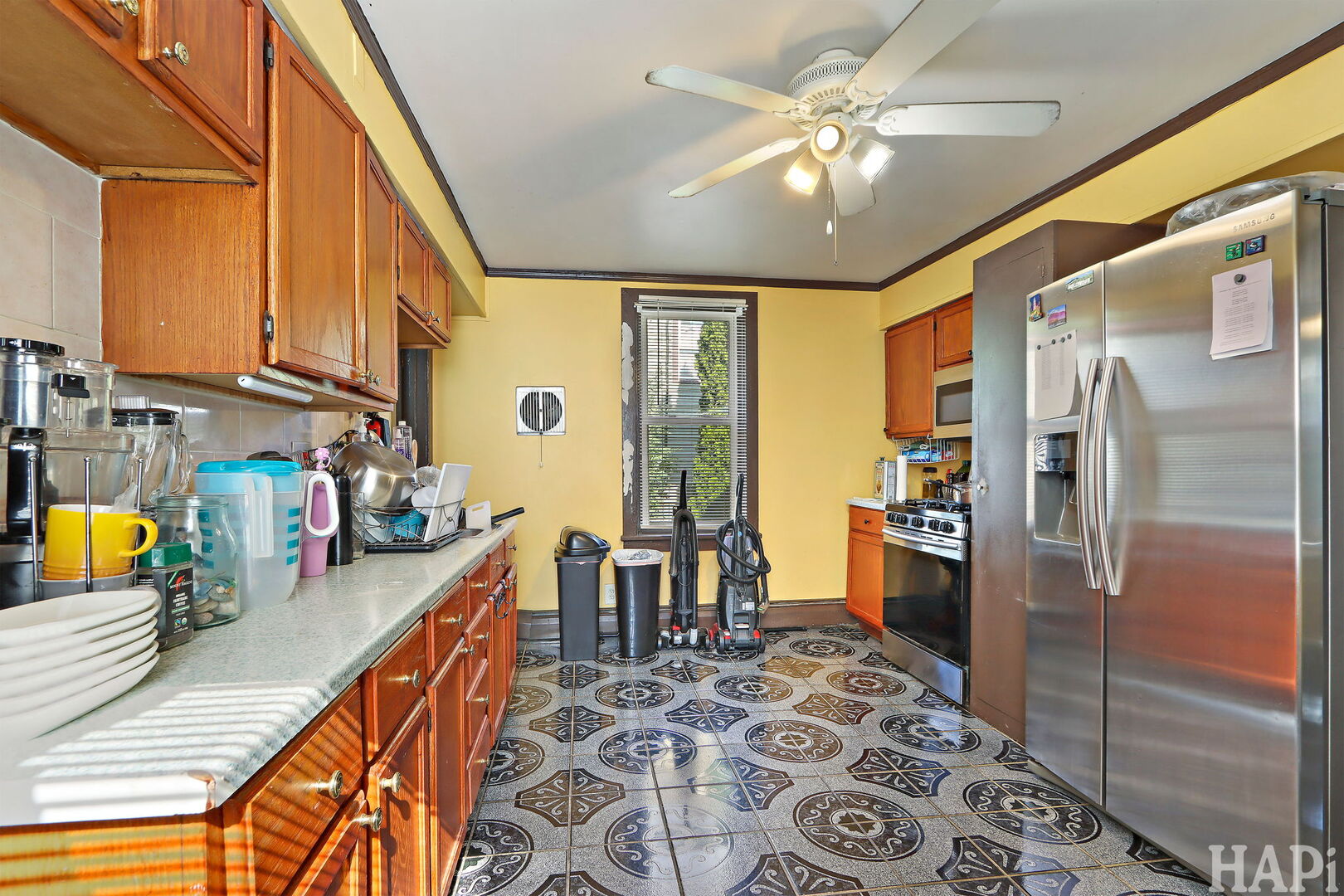 408 BESLEY Place, Waukegan, IL 60085