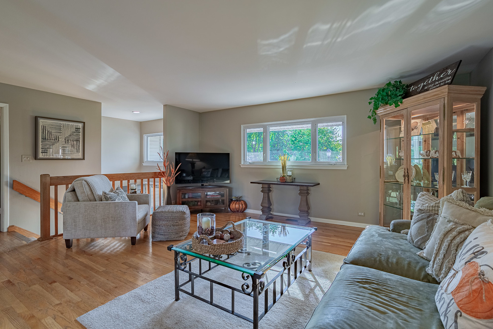 210 Yarmouth Road, Elk Grove Village, IL 60007