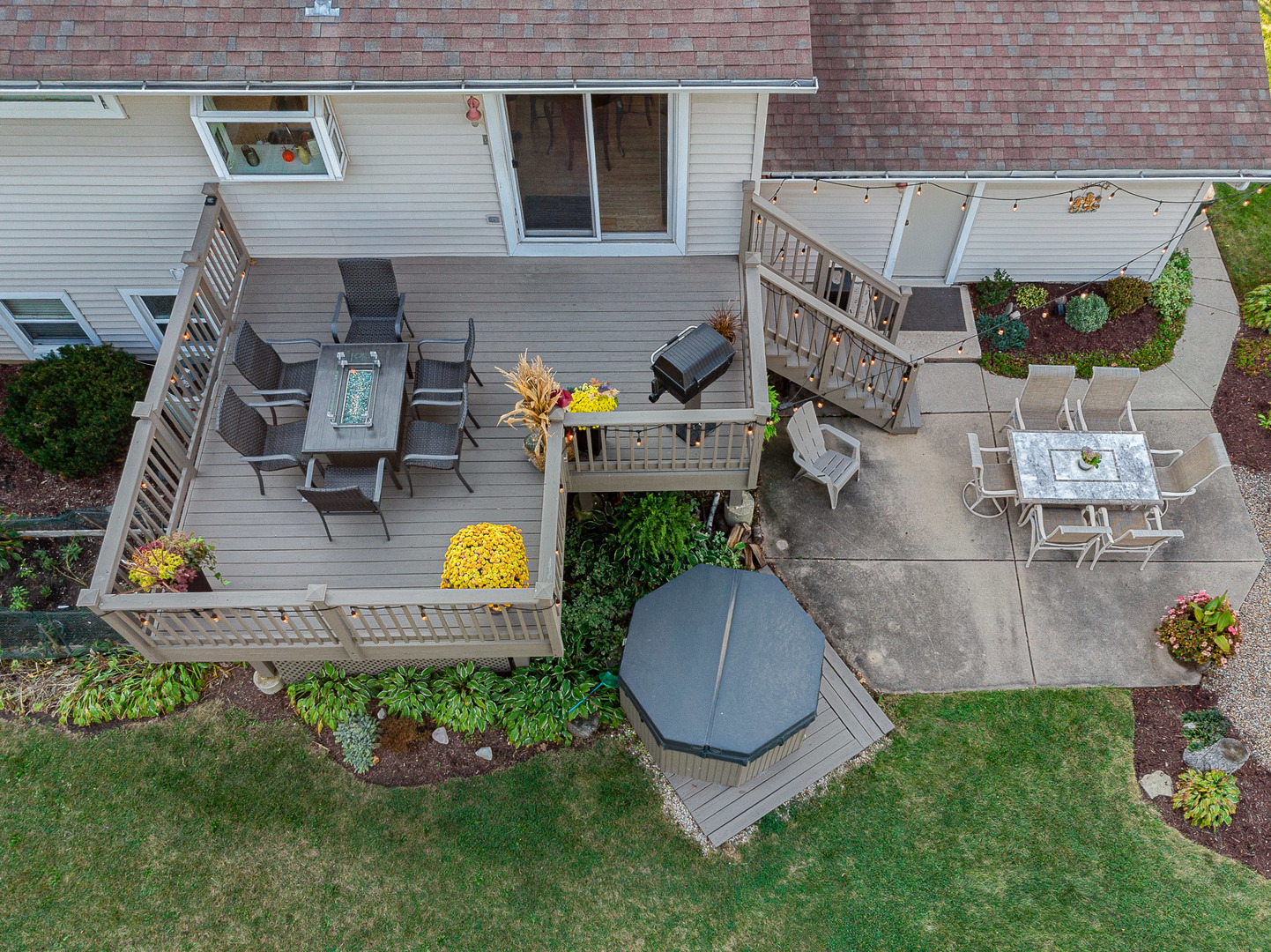 210 Yarmouth Road, Elk Grove Village, IL 60007