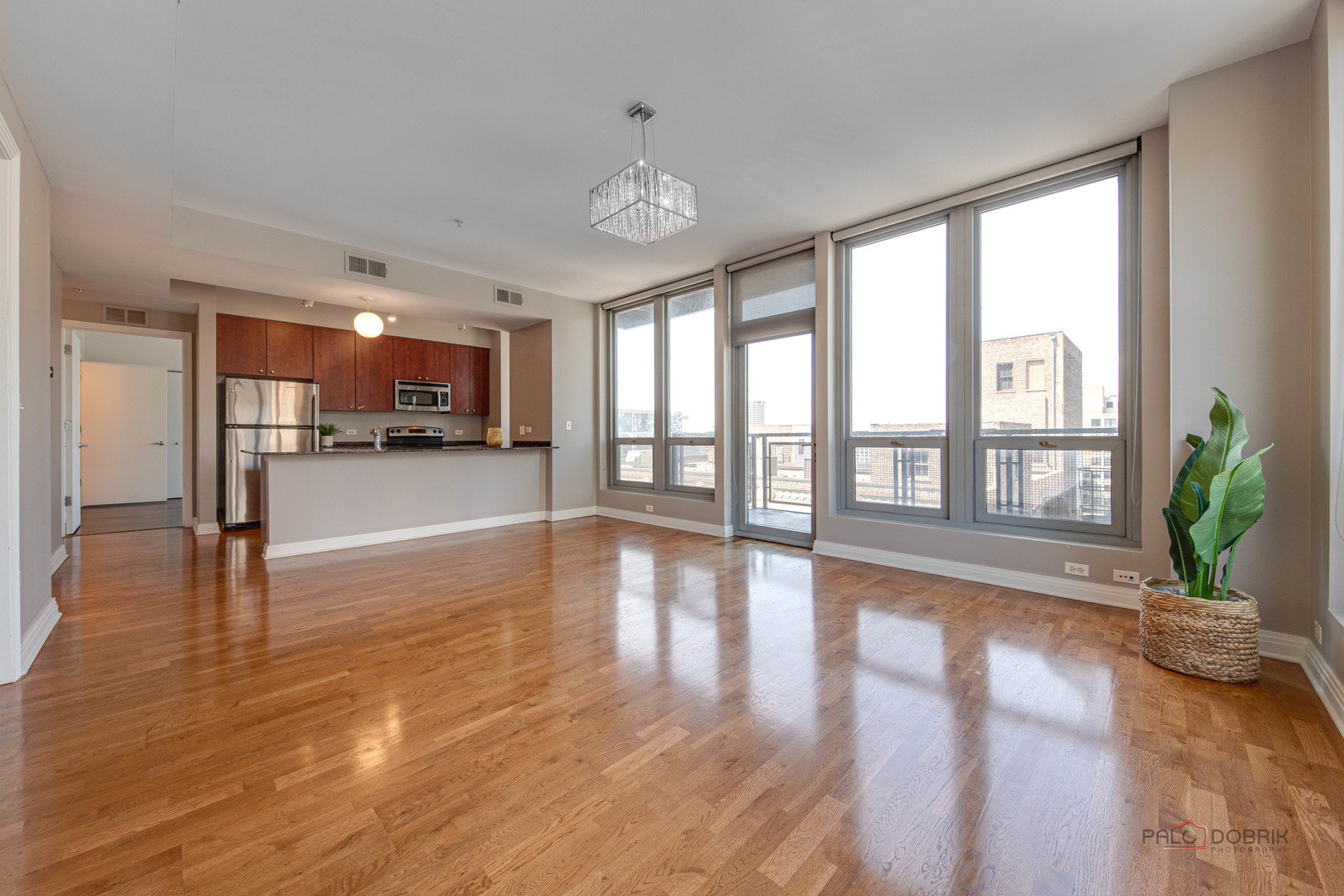 565 W Quincy Street #1206, Chicago, IL 60661