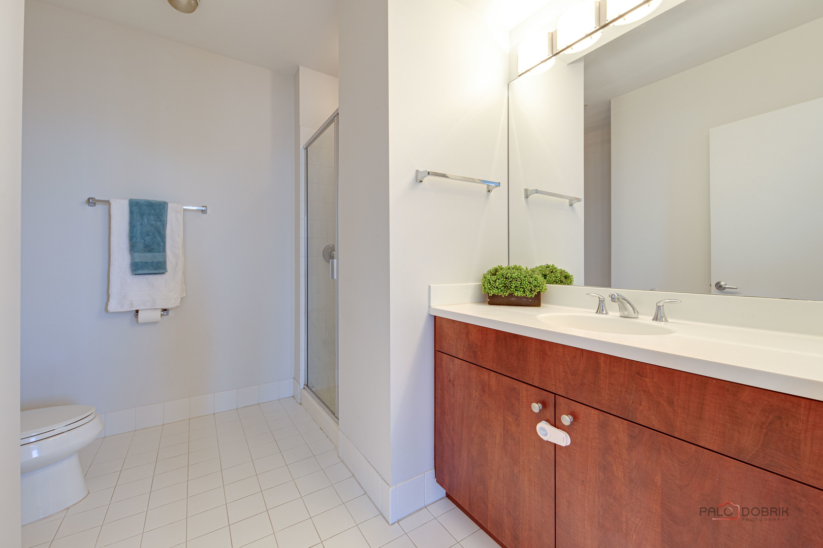 565 W Quincy Street #1206, Chicago, IL 60661