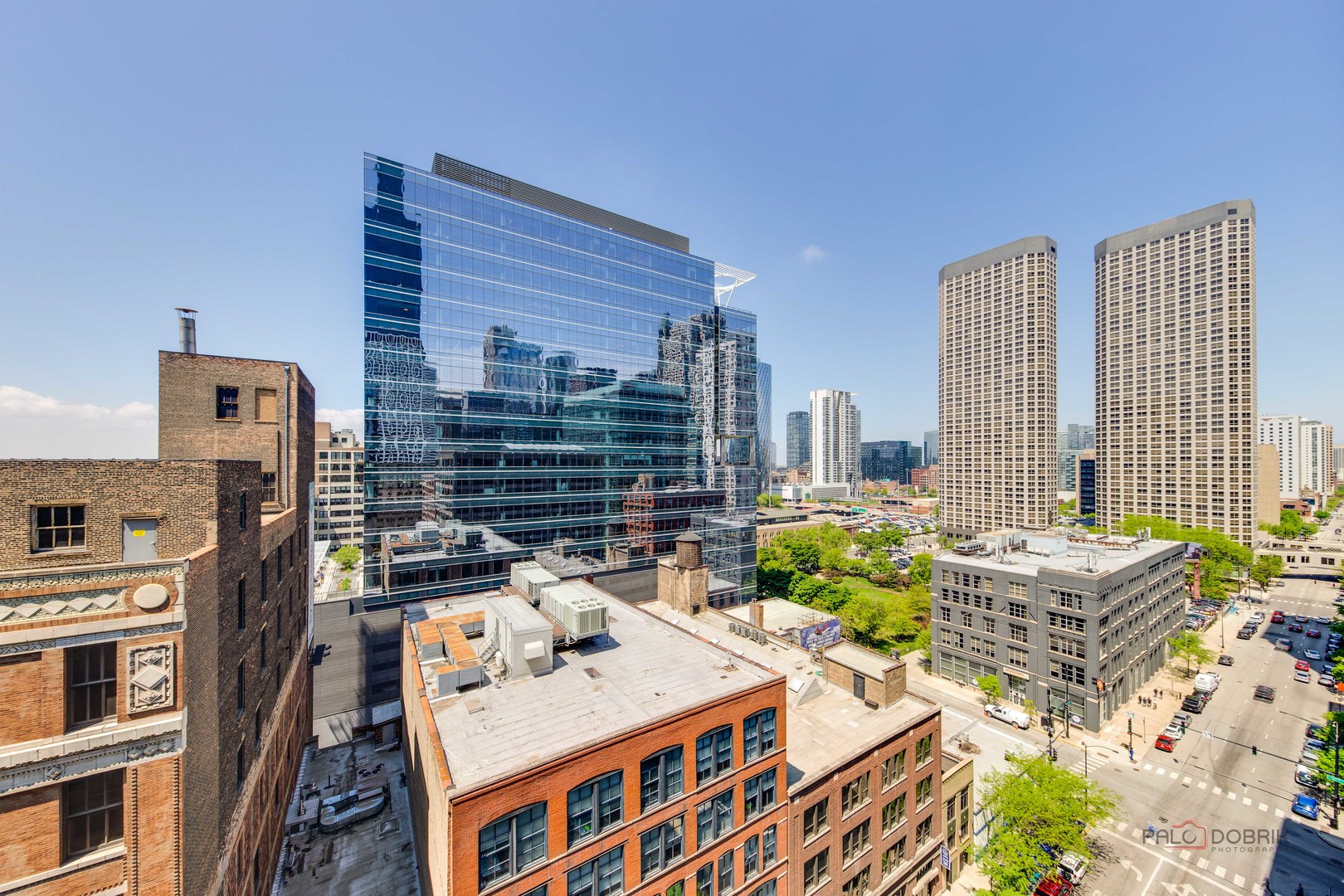 565 W Quincy Street #1206, Chicago, IL 60661