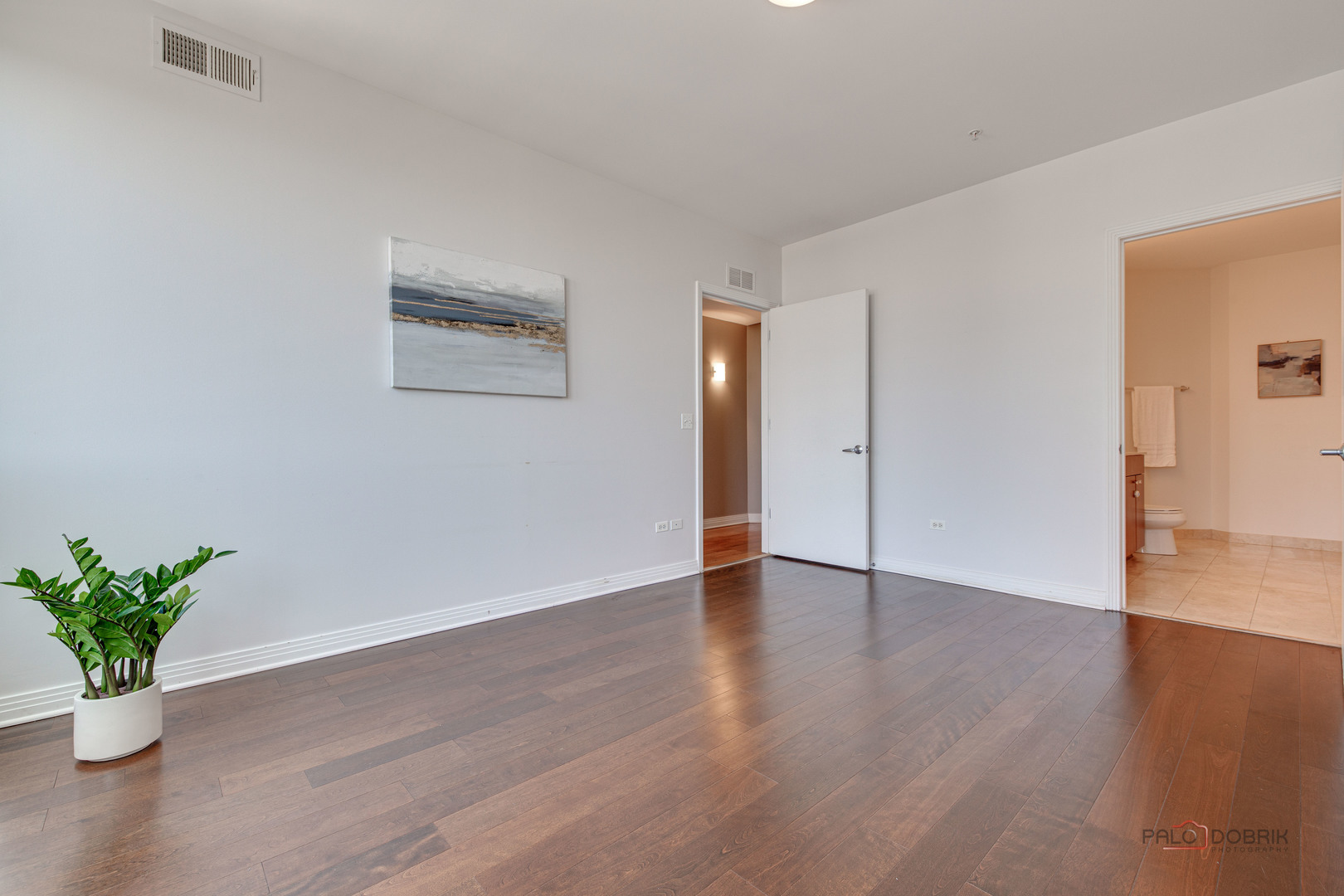 565 W Quincy Street #1206, Chicago, IL 60661