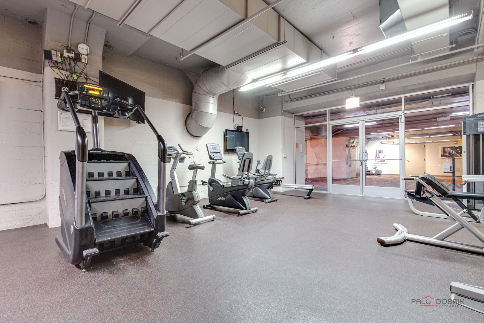 565 W Quincy Street #1206, Chicago, IL 60661