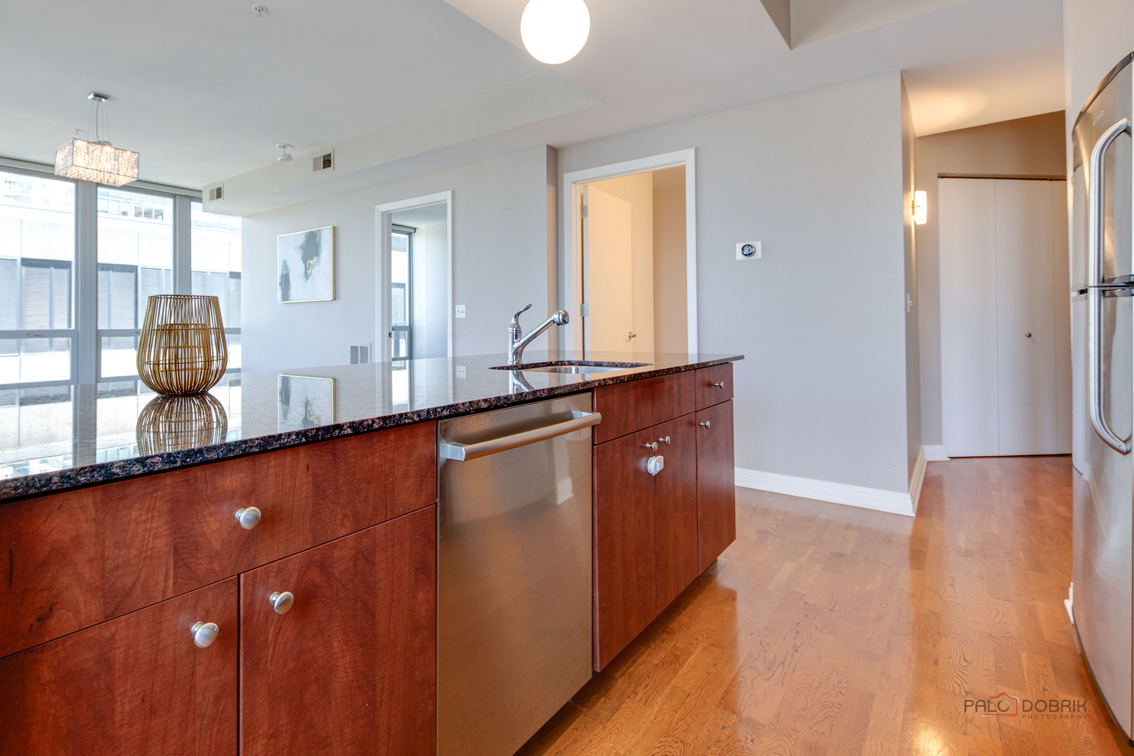 565 W Quincy Street #1206, Chicago, IL 60661