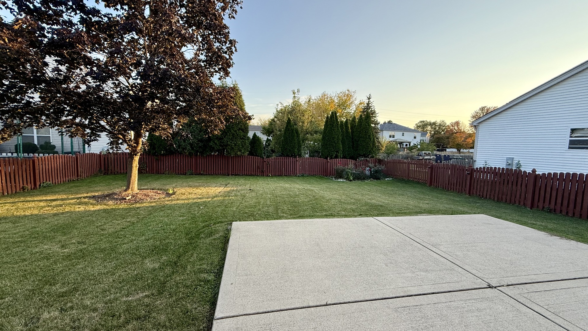 2075 Longwood Court, Romeoville, IL 60446