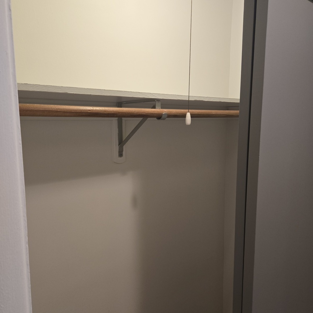 1817 W TOUHY Avenue #2E, Park Ridge, IL 60068