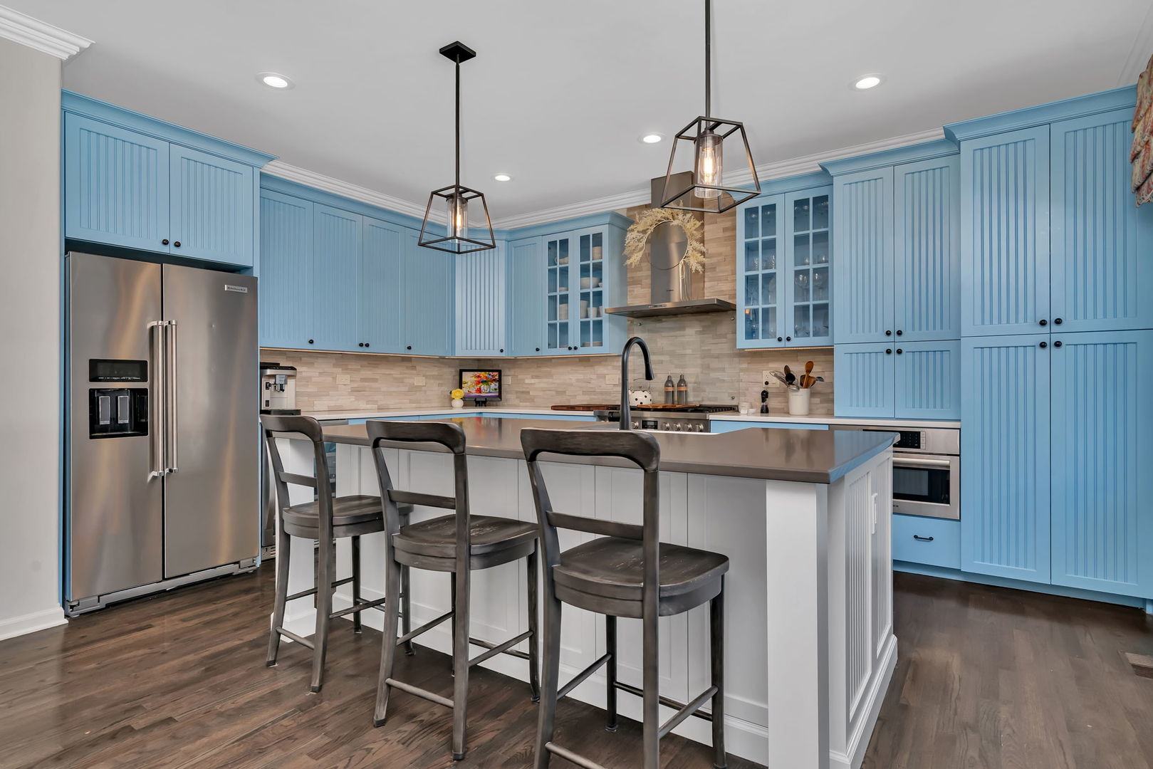 79 Spring Avenue, Naperville, IL 60540