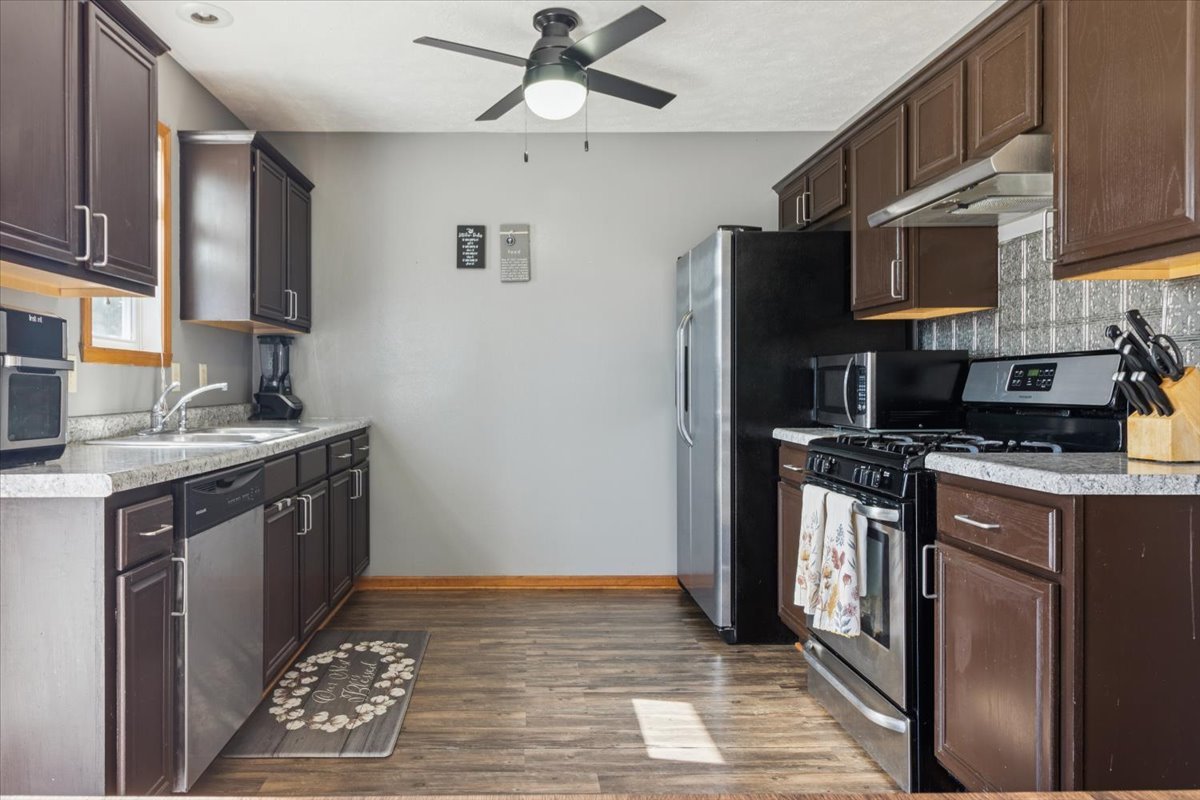 3009 Stralow Lane, Machesney Park, IL 61115