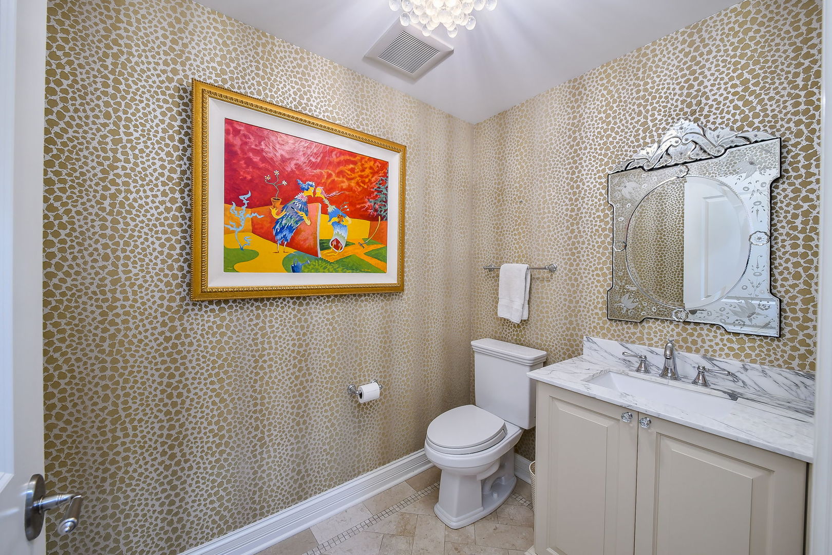 462 Pennsylvania Avenue #1S, Glen Ellyn, IL 60137