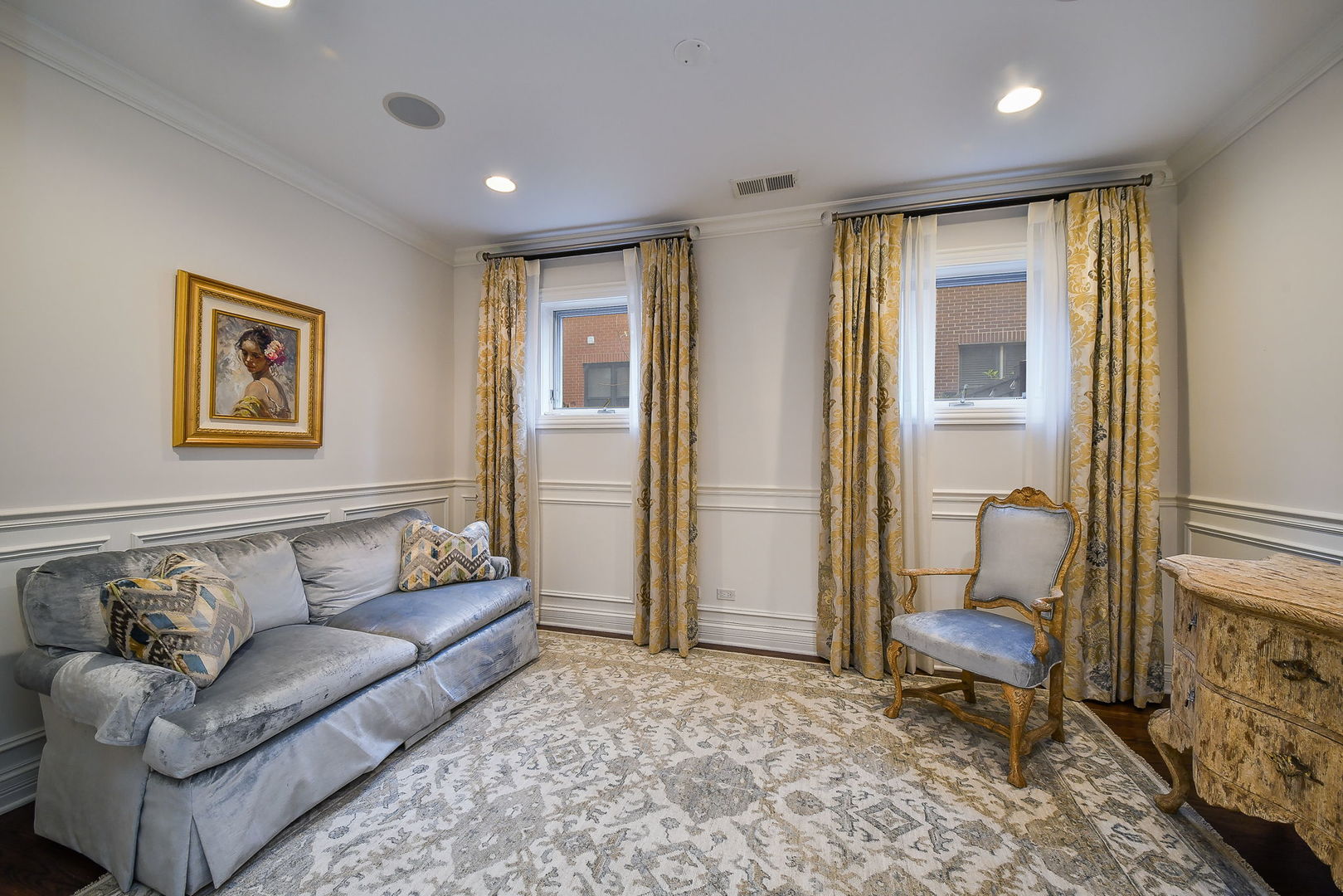 462 Pennsylvania Avenue #1S, Glen Ellyn, IL 60137