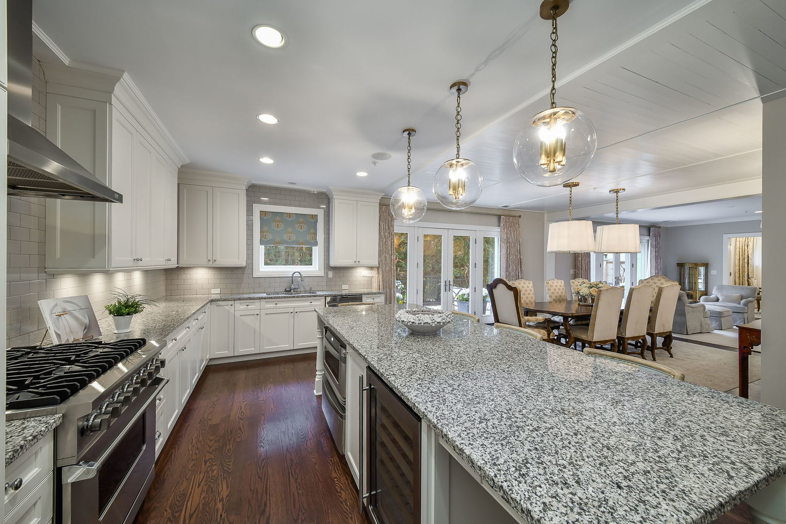 462 Pennsylvania Avenue #1S, Glen Ellyn, IL 60137