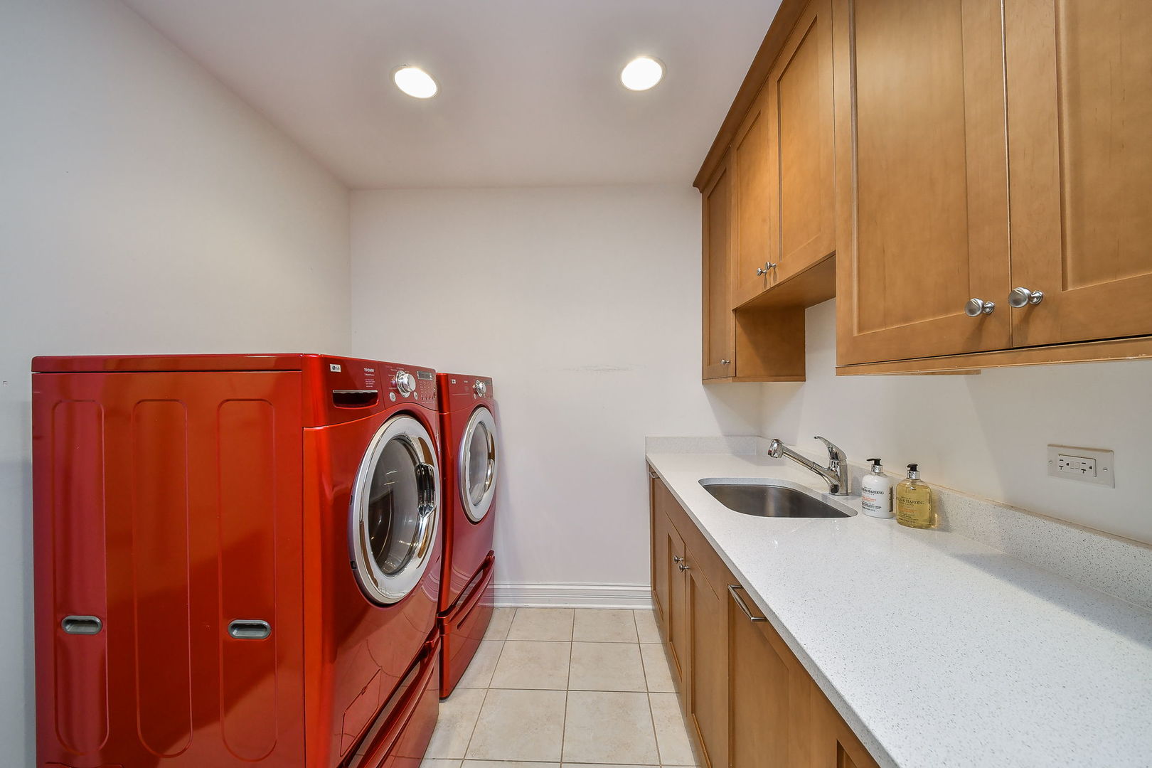 462 Pennsylvania Avenue #1S, Glen Ellyn, IL 60137