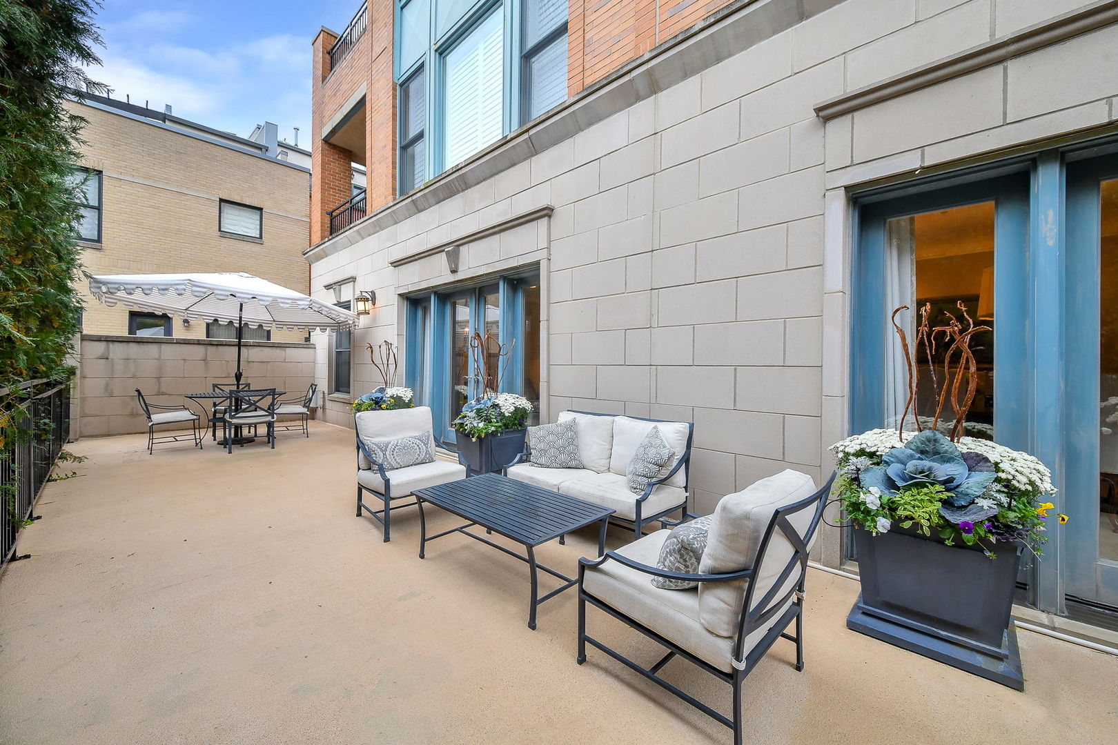 462 Pennsylvania Avenue #1S, Glen Ellyn, IL 60137