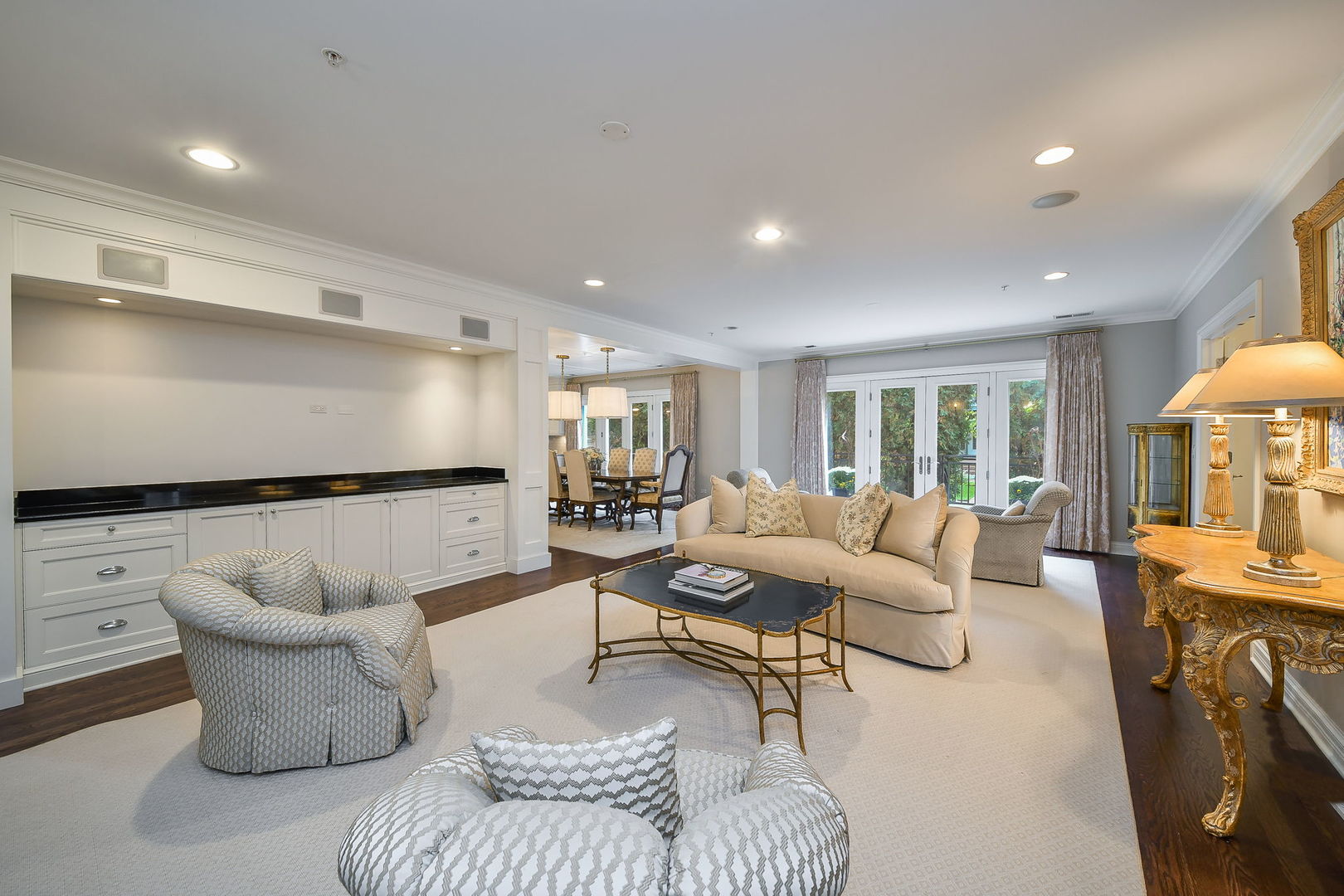 462 Pennsylvania Avenue #1S, Glen Ellyn, IL 60137