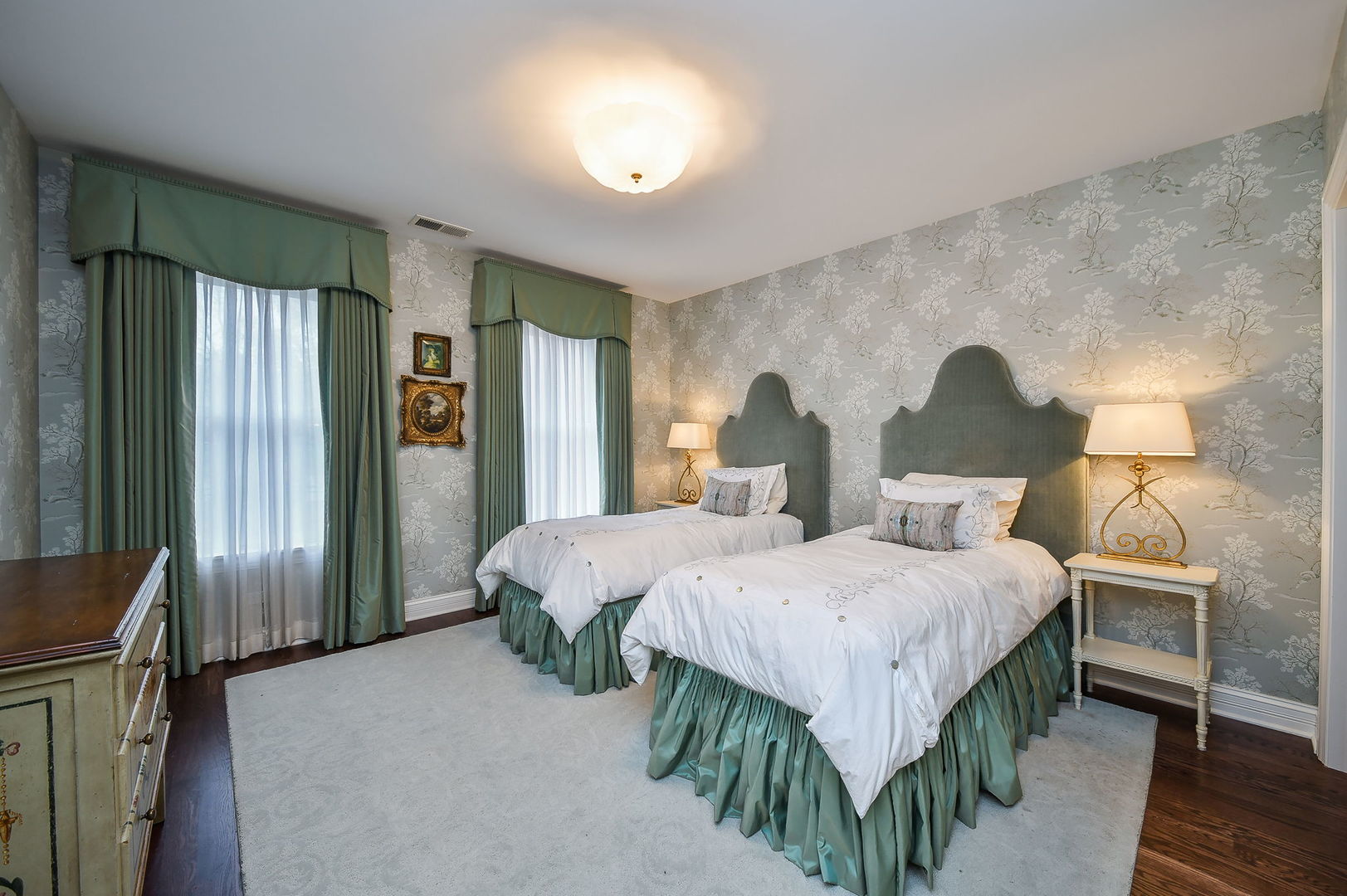 462 Pennsylvania Avenue #1S, Glen Ellyn, IL 60137