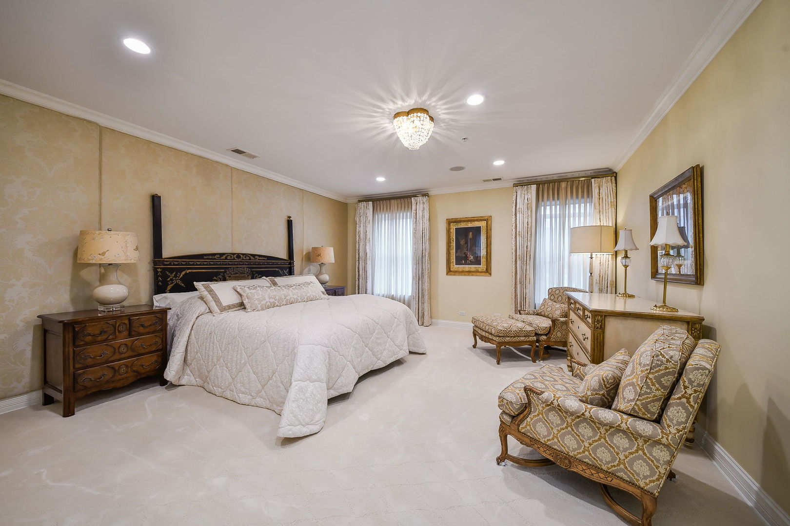 462 Pennsylvania Avenue #1S, Glen Ellyn, IL 60137