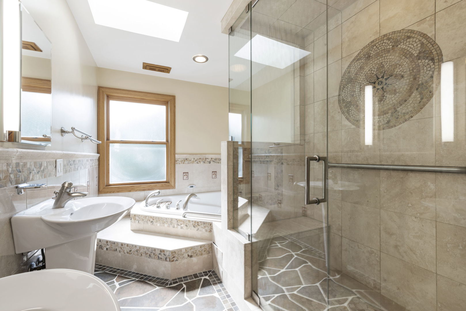 28 Cambridge Drive, Oak Brook, IL 60523