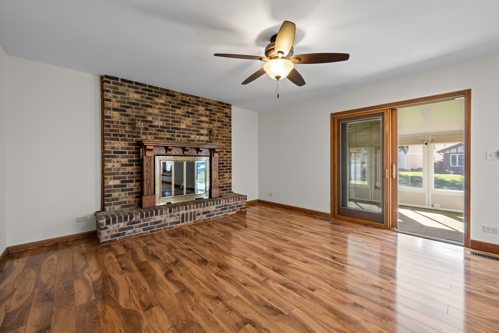 1312 N Saddle Row, Addison, IL 60101