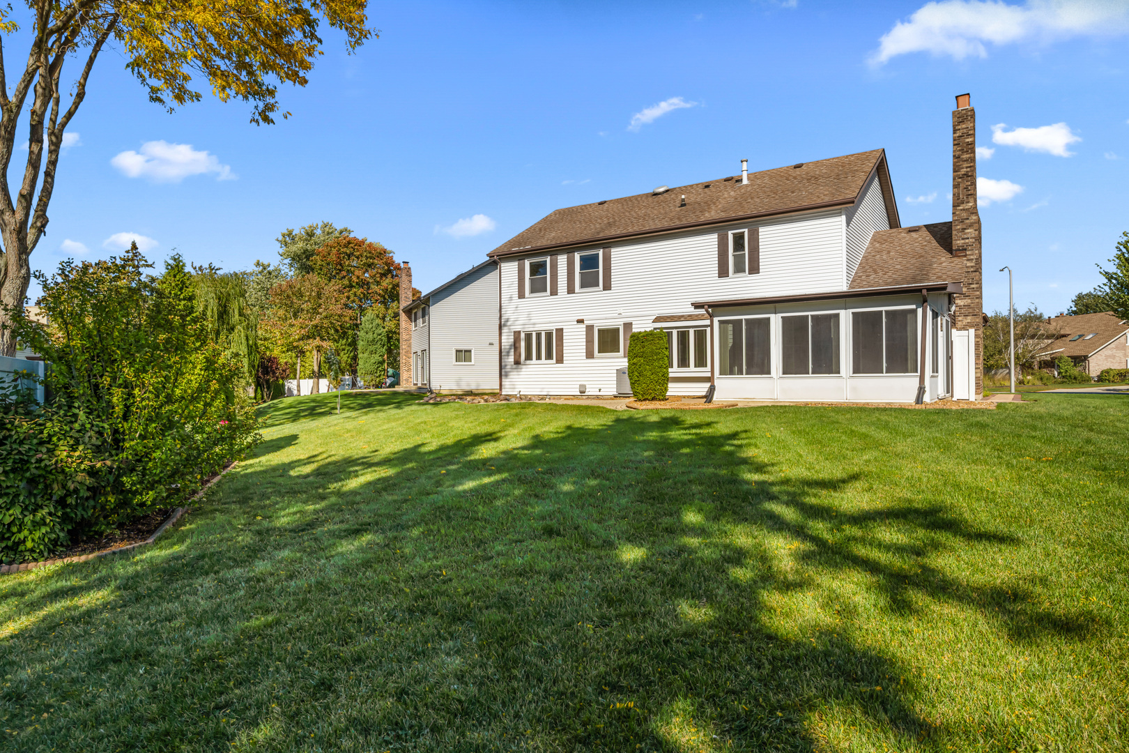 1312 N Saddle Row, Addison, IL 60101