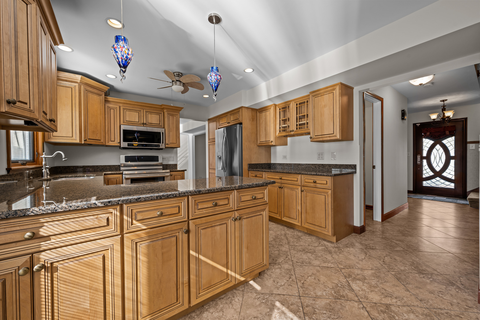 1312 N Saddle Row, Addison, IL 60101