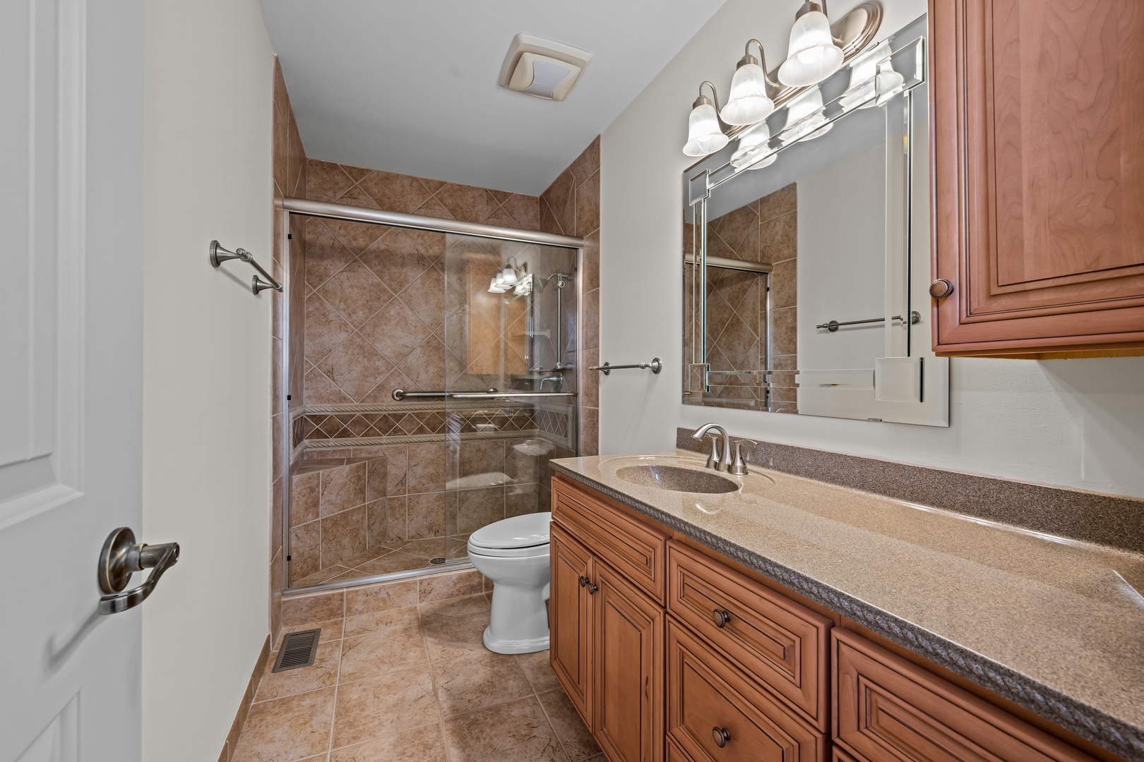 1312 N Saddle Row, Addison, IL 60101