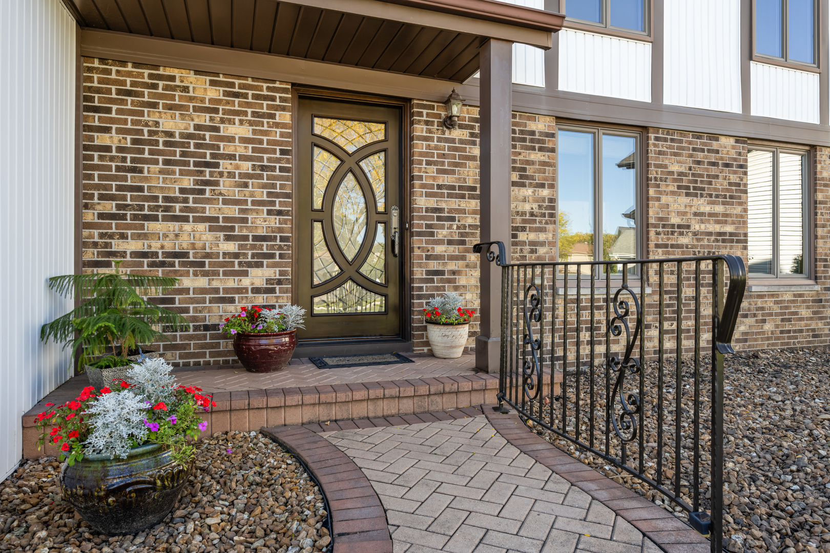1312 N Saddle Row, Addison, IL 60101