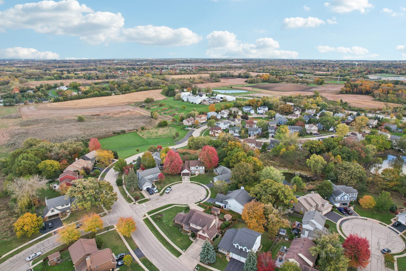 2066 Oaktree Trail, Lake Villa, IL 60046