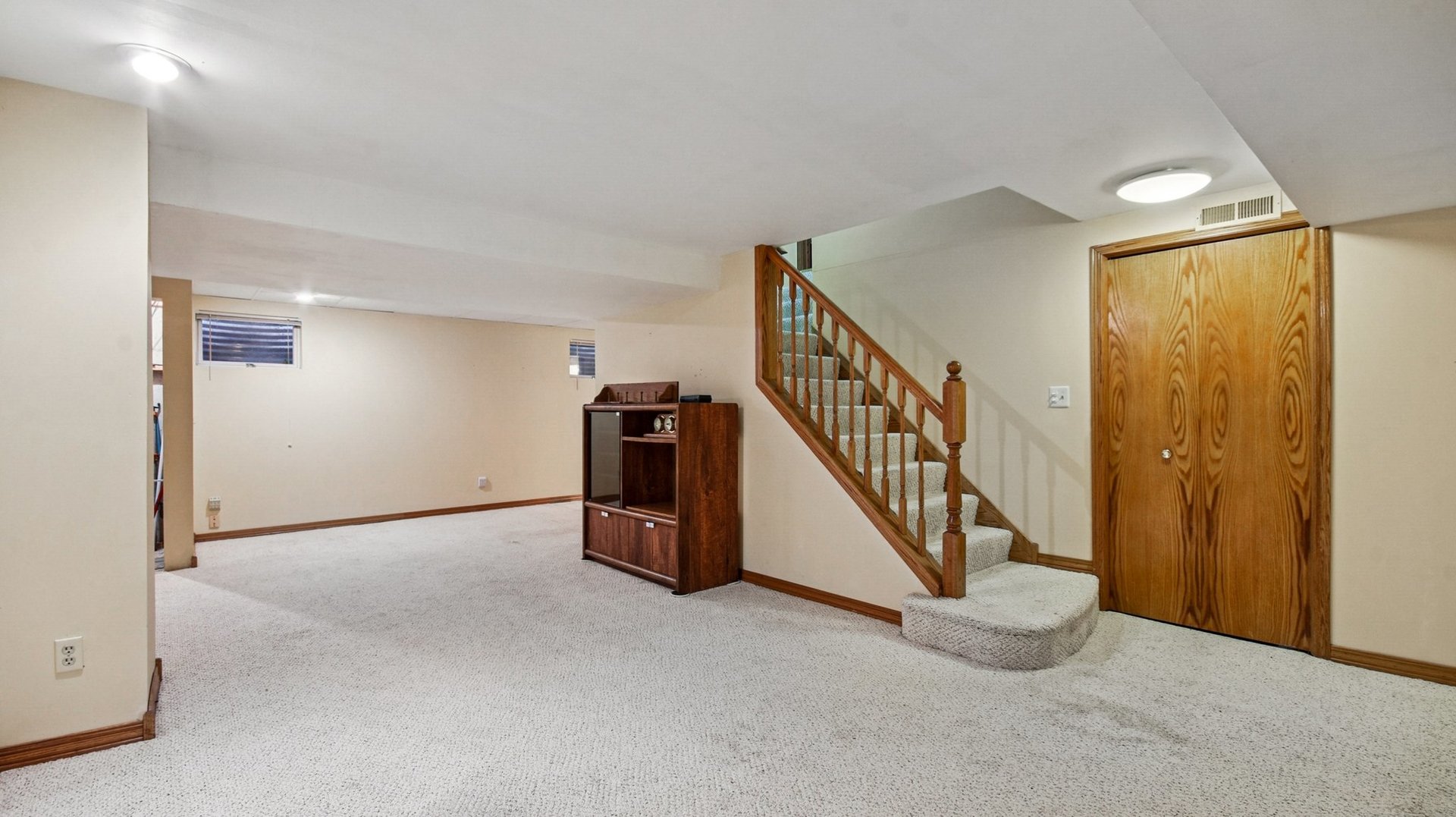 2066 Oaktree Trail, Lake Villa, IL 60046