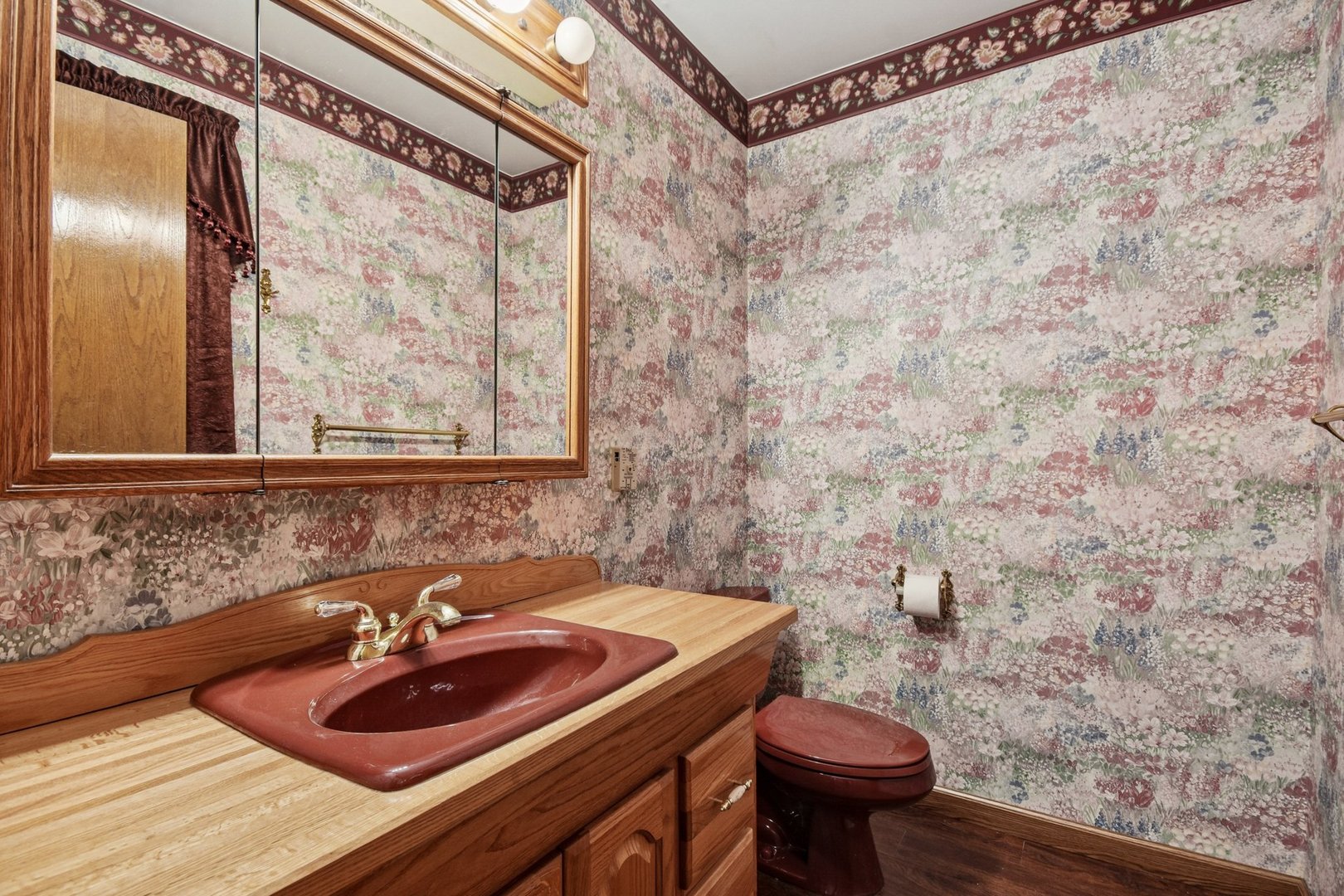 2066 Oaktree Trail, Lake Villa, IL 60046