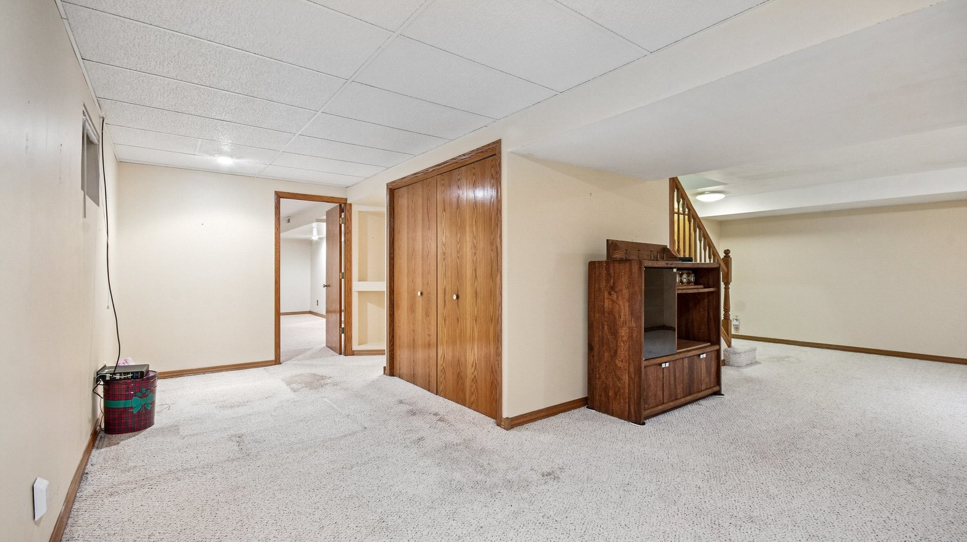 2066 Oaktree Trail, Lake Villa, IL 60046