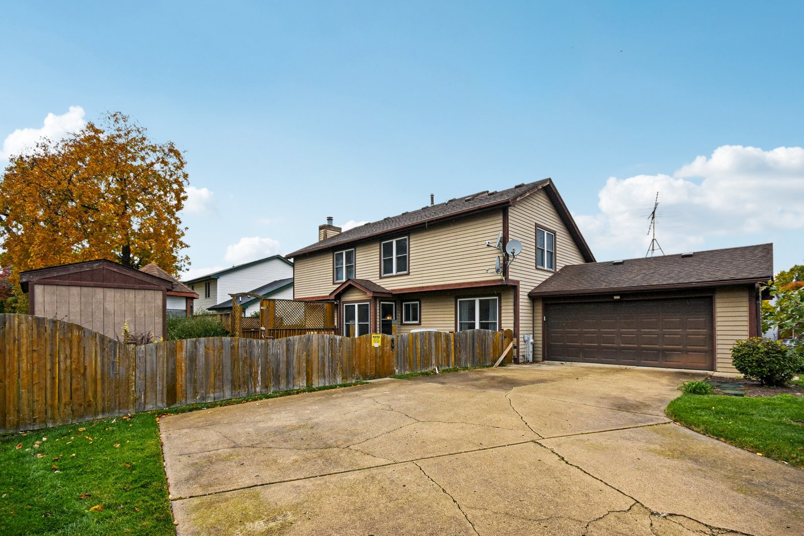 2066 Oaktree Trail, Lake Villa, IL 60046