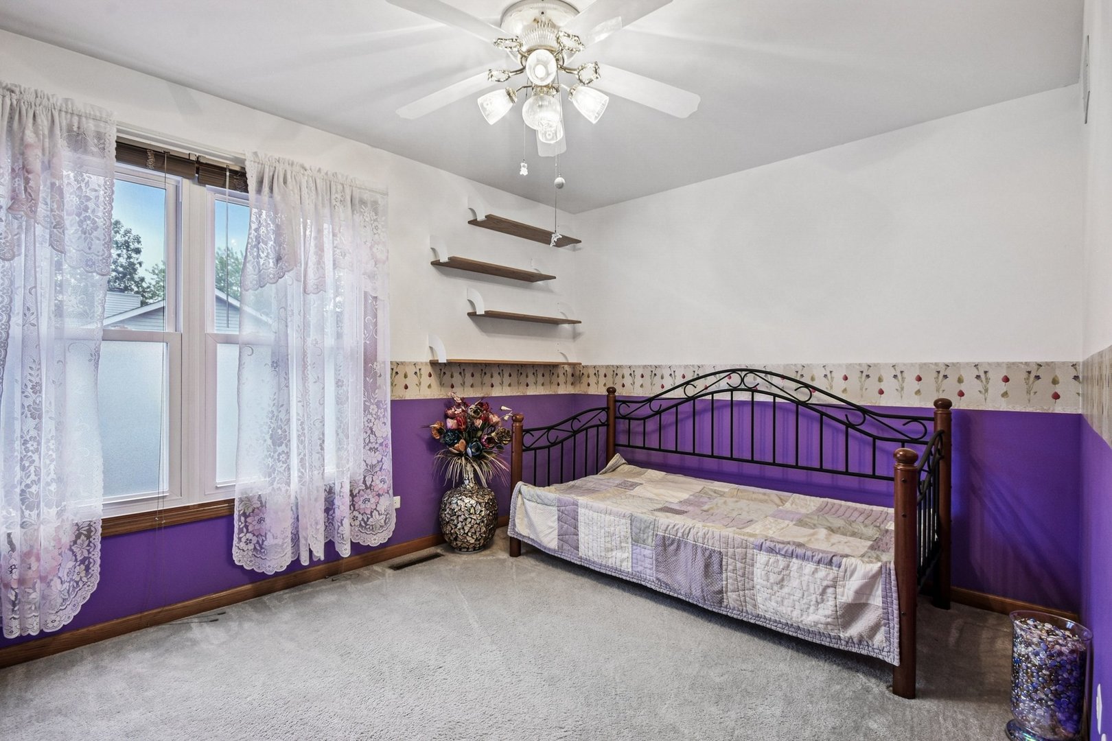 2066 Oaktree Trail, Lake Villa, IL 60046