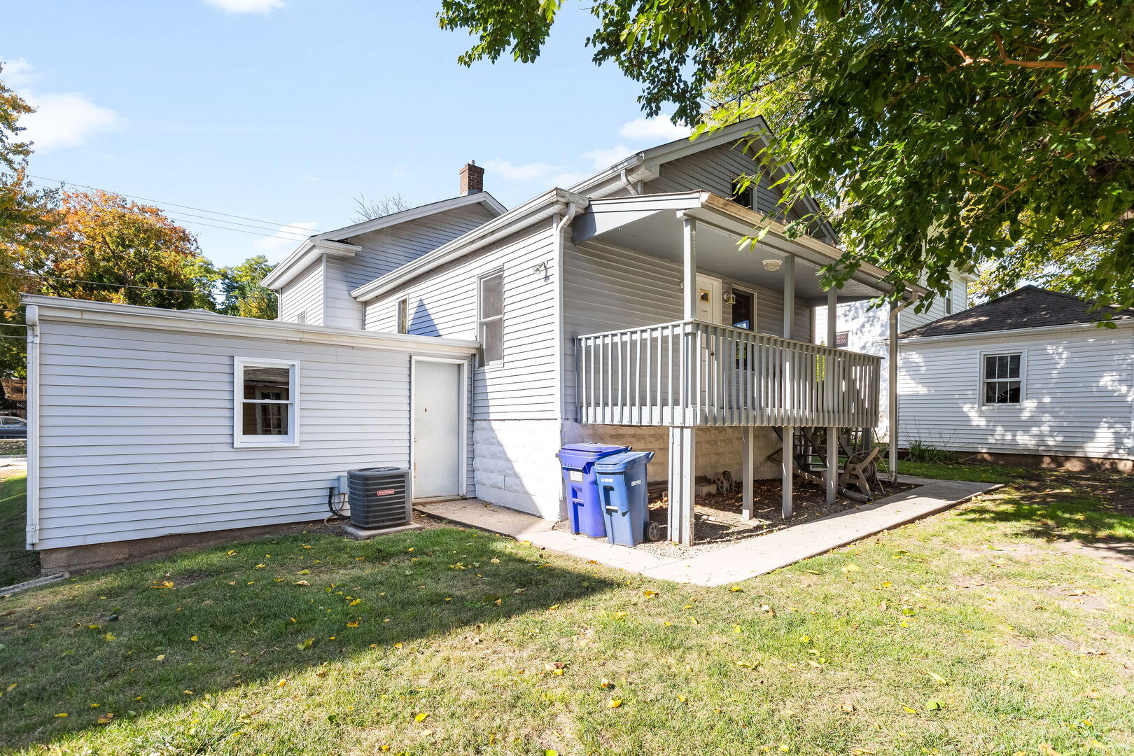 409 S Hale Street, Wheaton, IL 60187