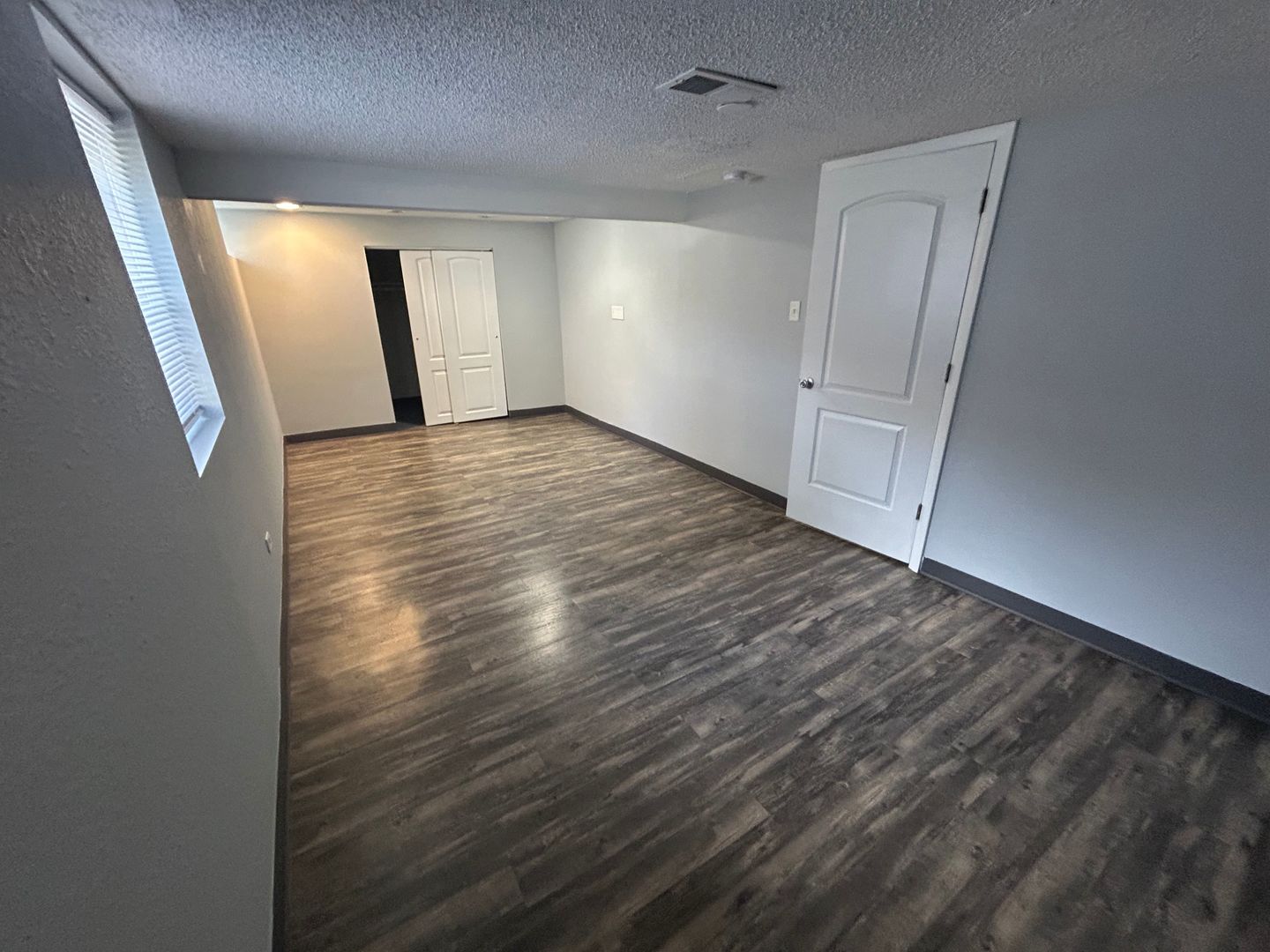 609 E 160th Place, South Holland, IL 60473