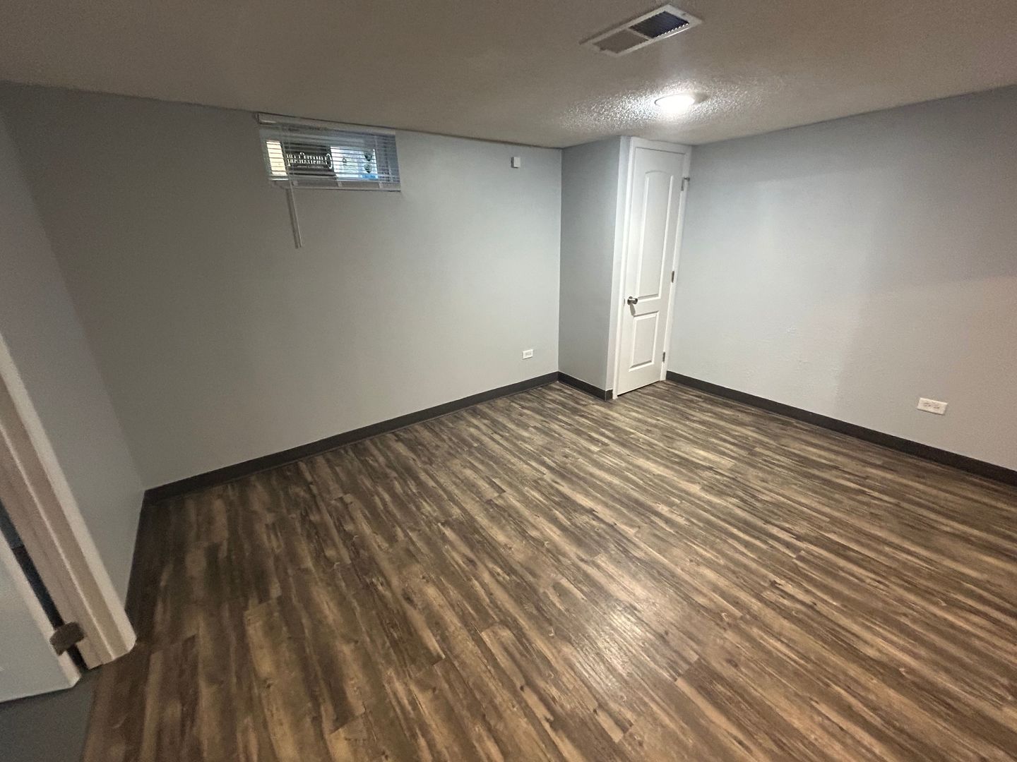 609 E 160th Place, South Holland, IL 60473