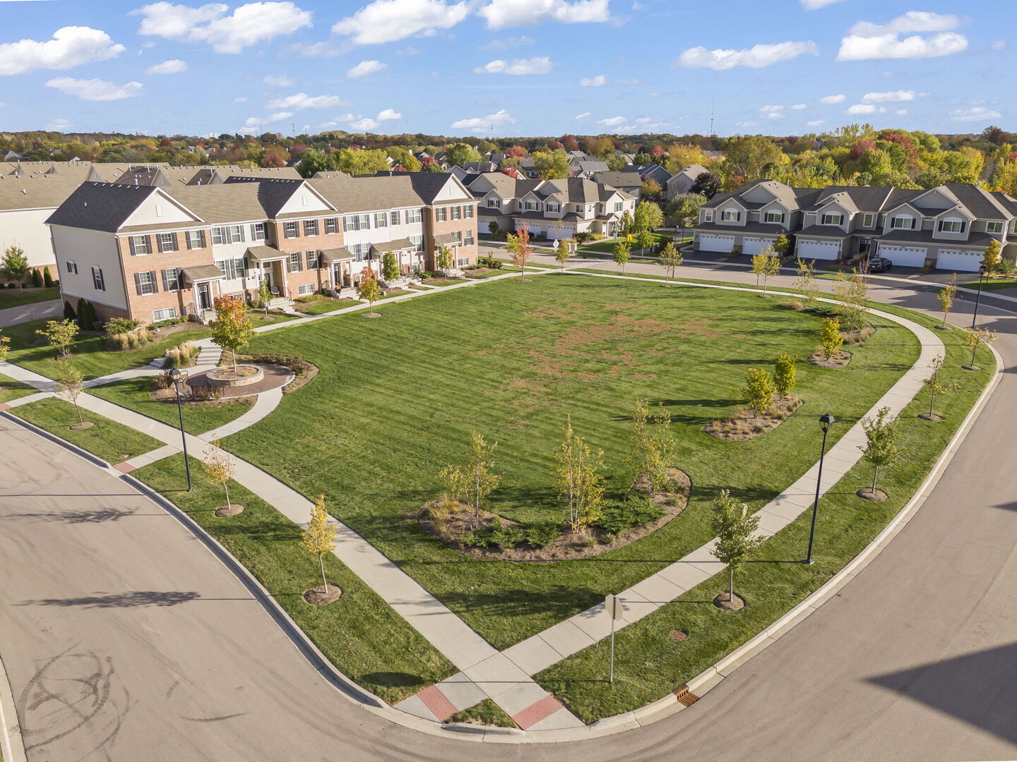 1639 Bentz Way, Batavia, IL 60510