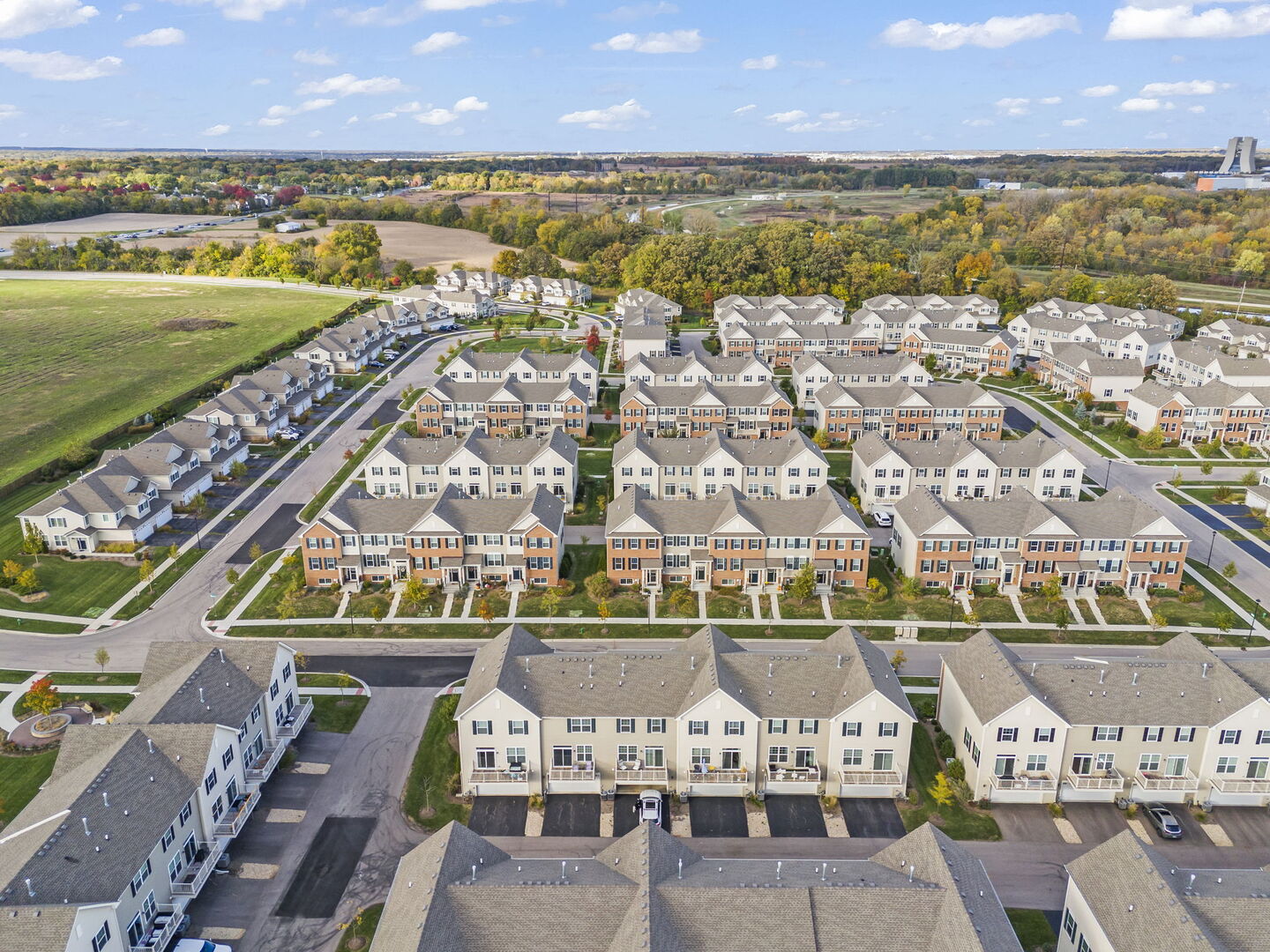 1639 Bentz Way, Batavia, IL 60510