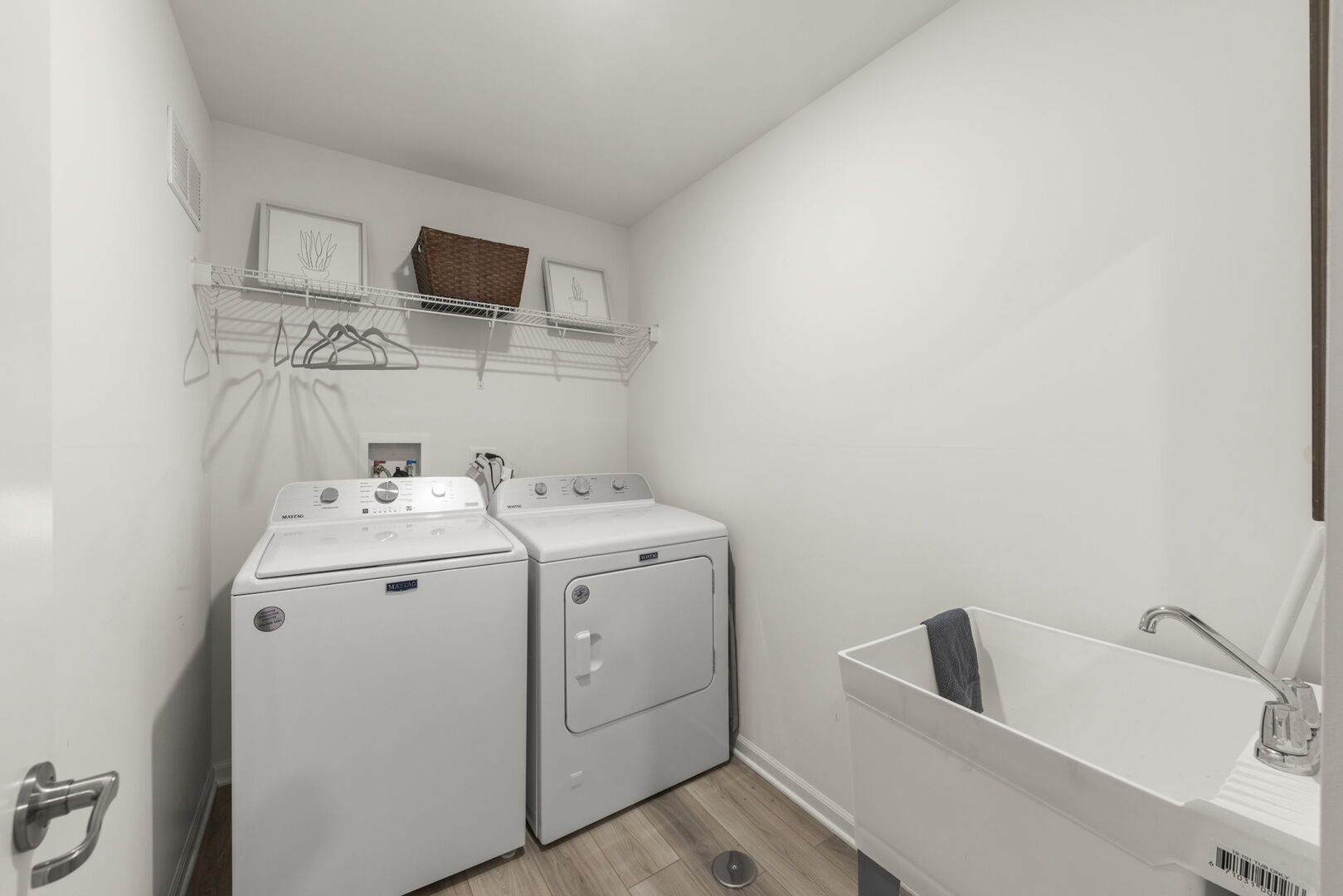 1639 Bentz Way, Batavia, IL 60510